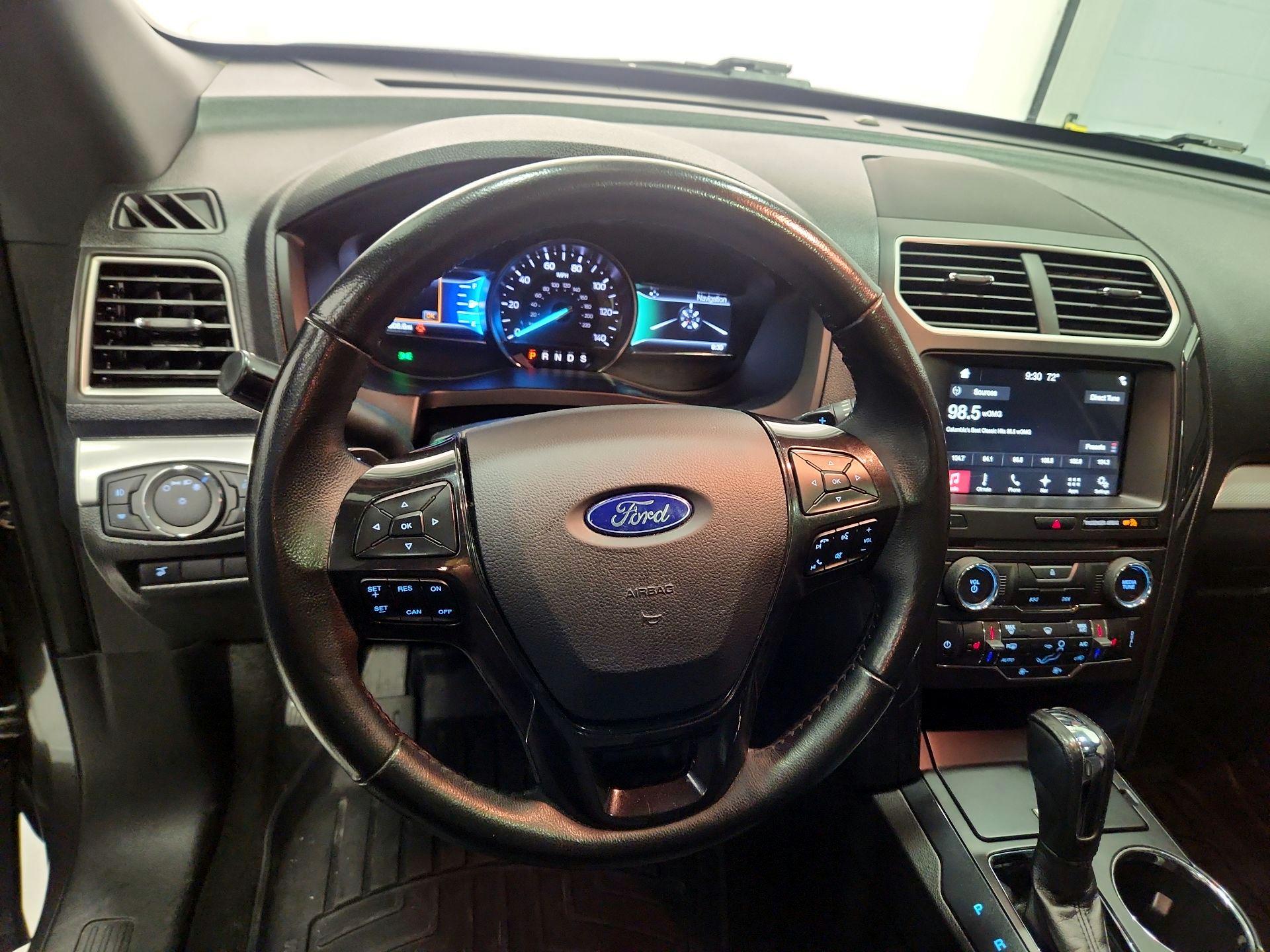 Thumbnail: 2017 Ford Explorer - 10