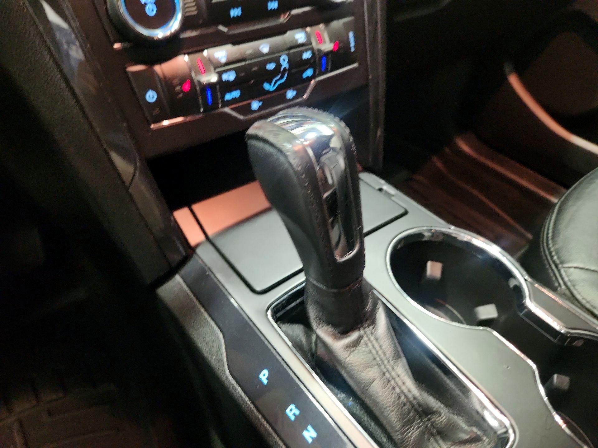 Thumbnail: 2017 Ford Explorer - 17