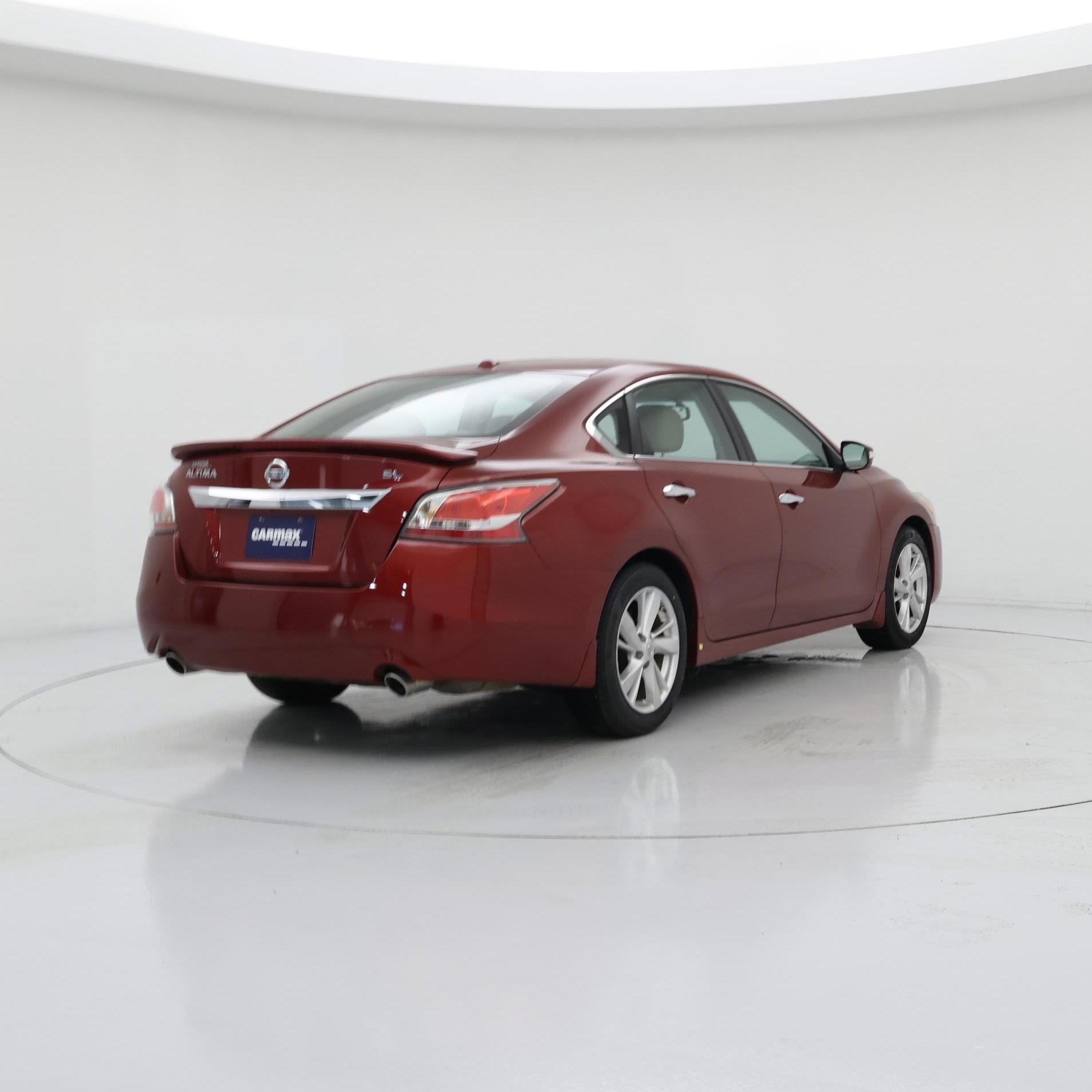 Thumbnail: 2015 Nissan Altima - 8