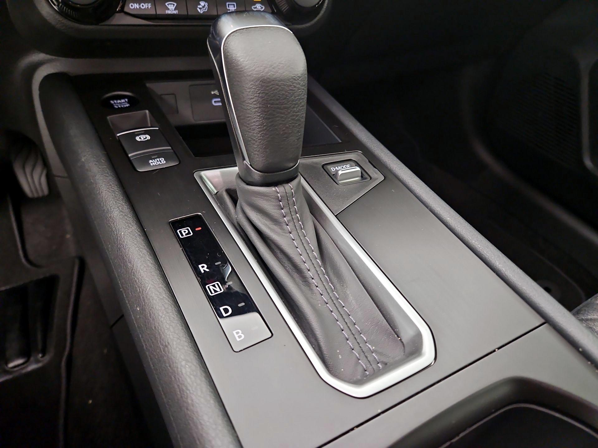 Thumbnail: 2026 Nissan Kicks - 16