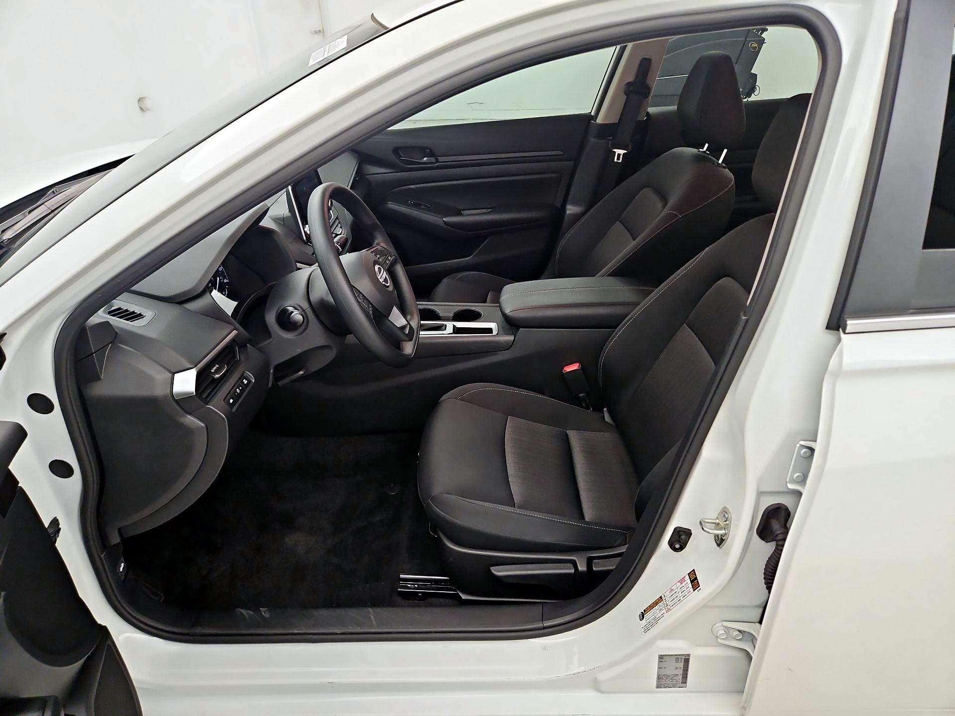 Thumbnail: 2025 Nissan Altima - 11