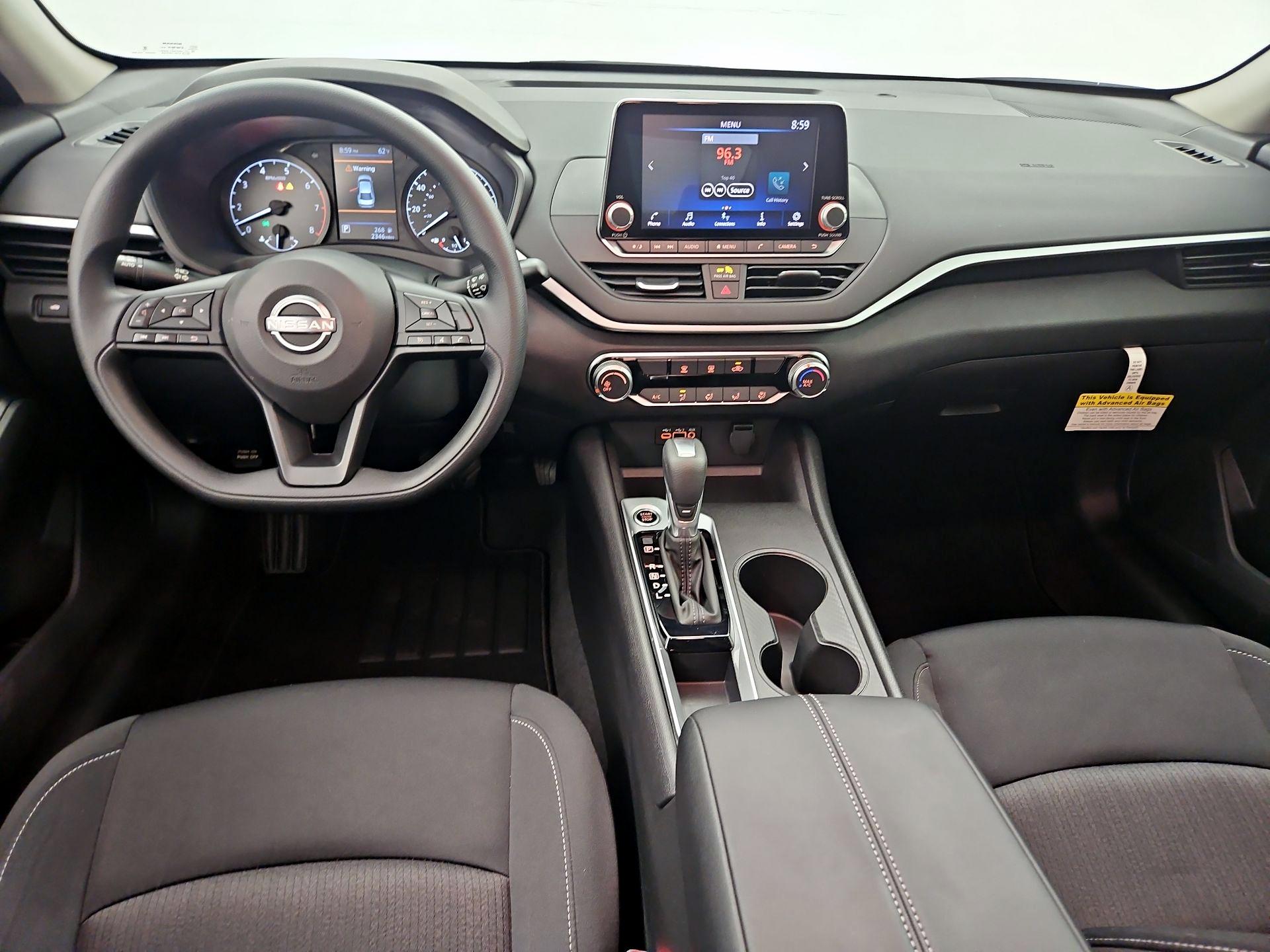 Thumbnail: 2025 Nissan Altima - 9