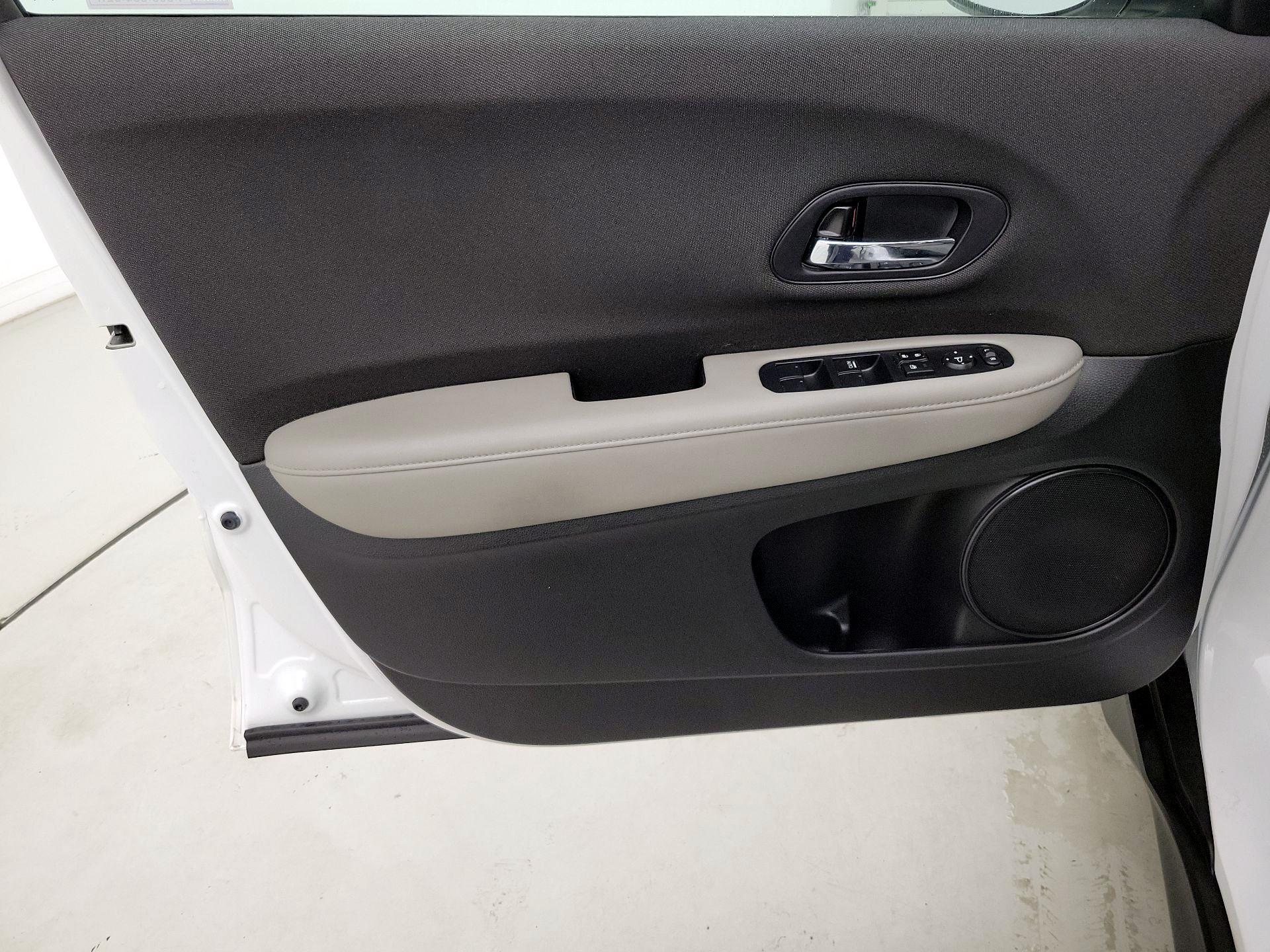 Thumbnail: 2021 Honda HR-V - 12