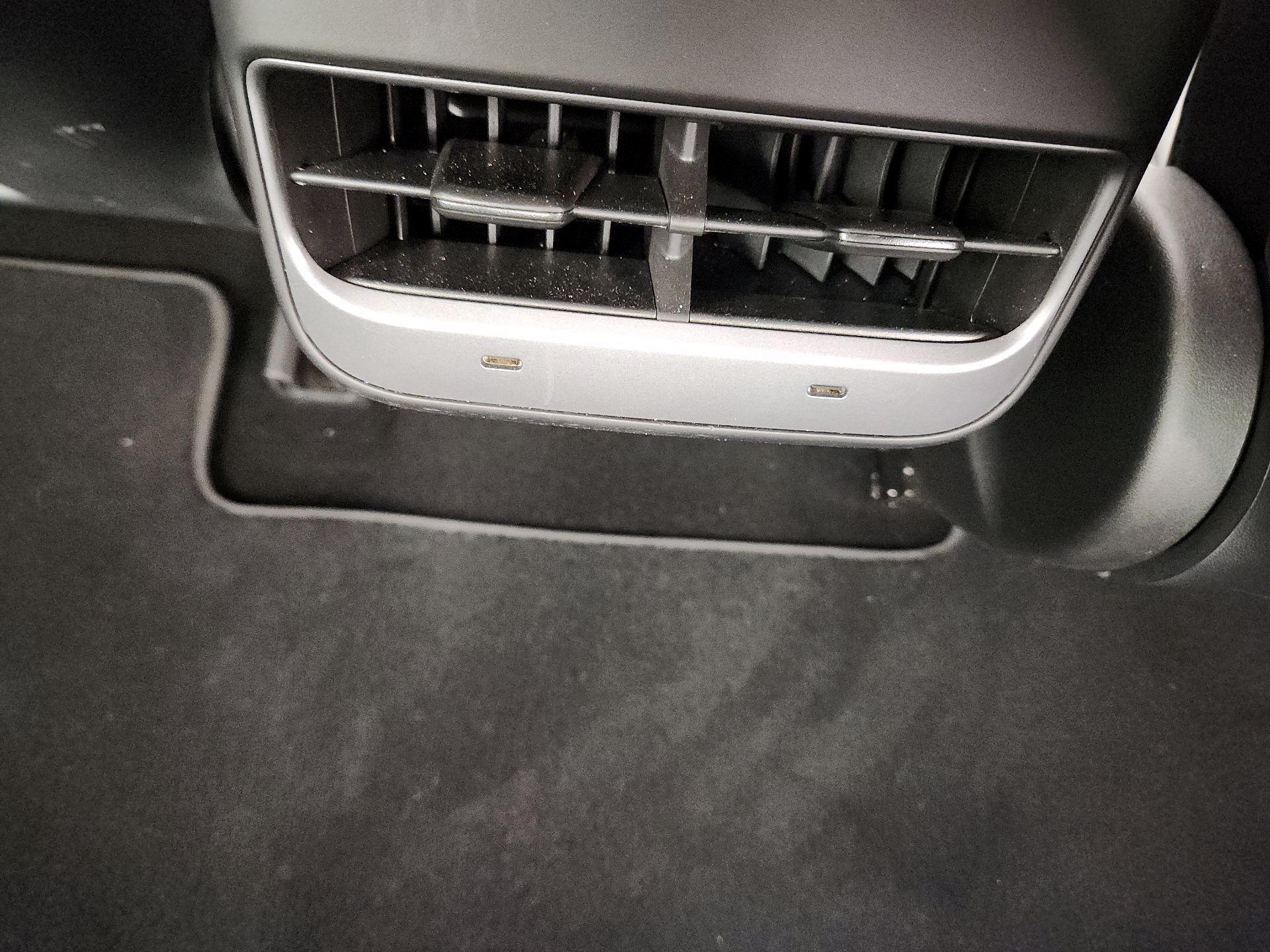 Thumbnail: 2023 Tesla Model 3 - 19