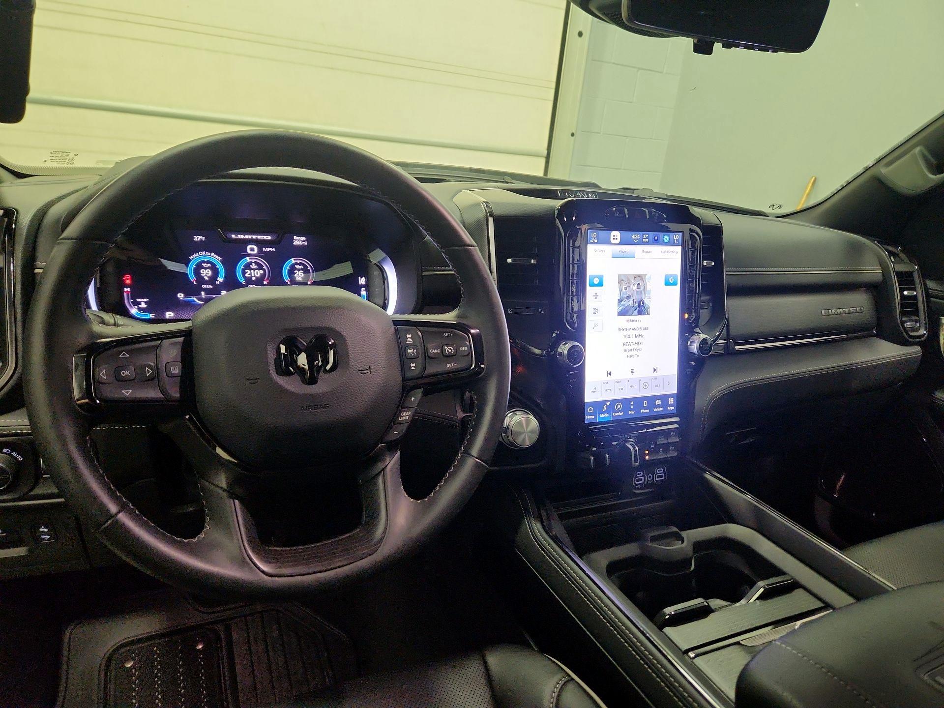 Thumbnail: 2024 RAM 1500 - 9