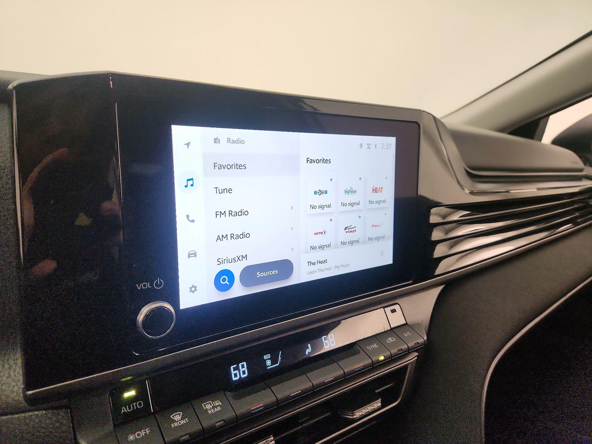 Thumbnail: 2025 Toyota Camry - 15