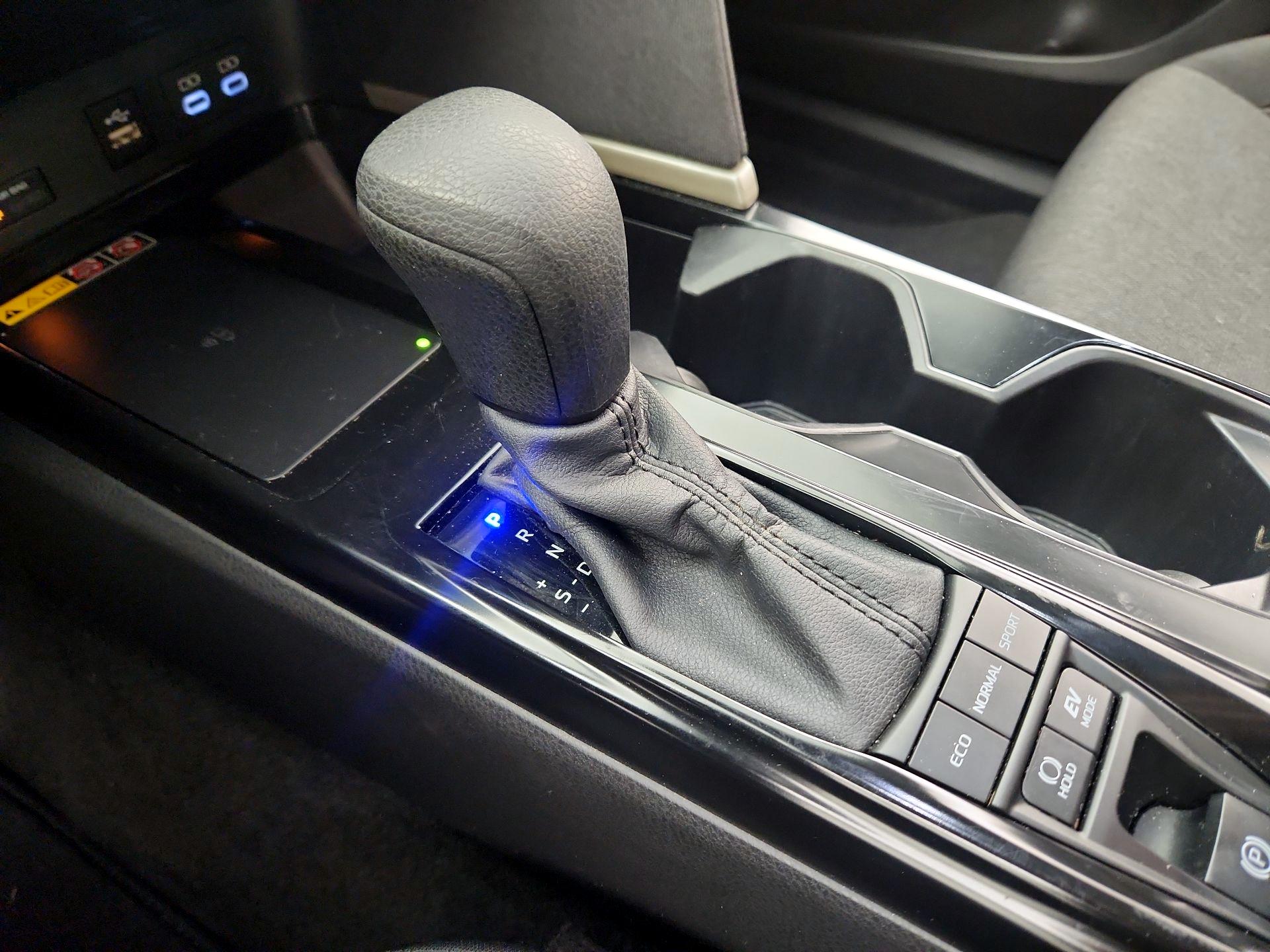 Thumbnail: 2025 Toyota Camry - 17