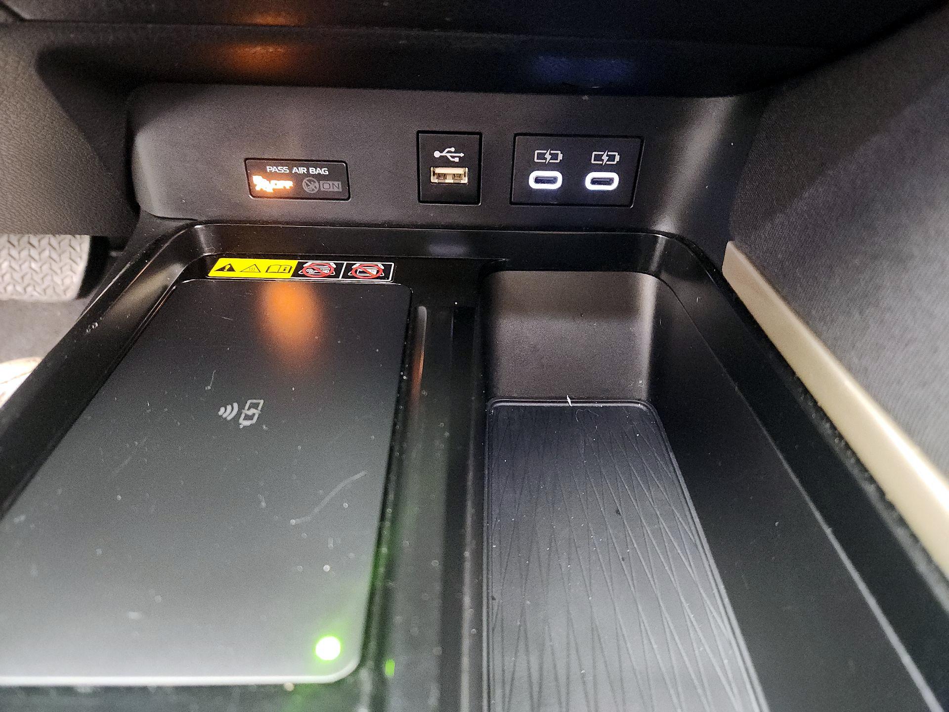 Thumbnail: 2025 Toyota Camry - 18