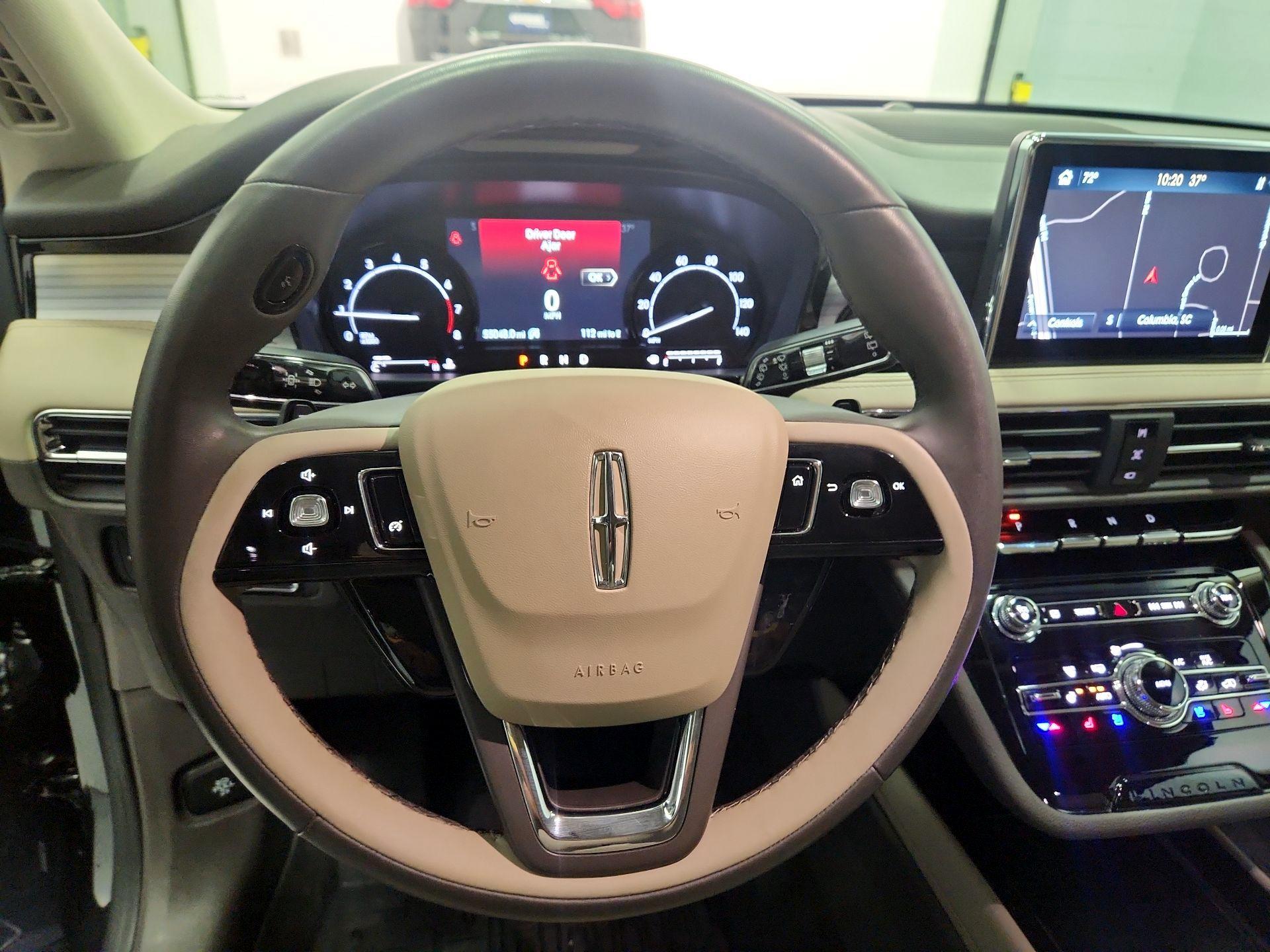 Thumbnail: 2022 Lincoln Corsair - 10