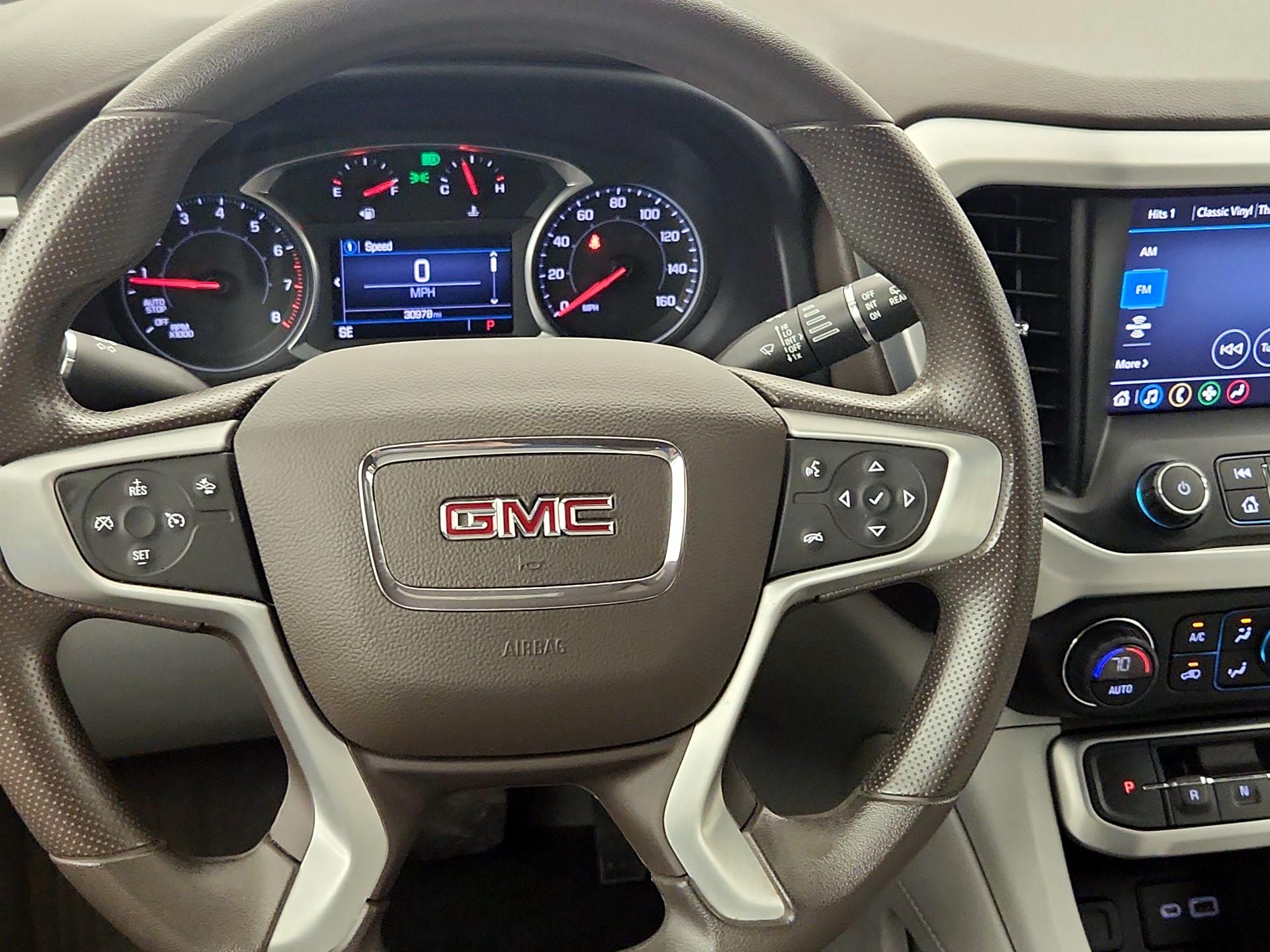 Thumbnail: 2022 GMC Acadia - 10