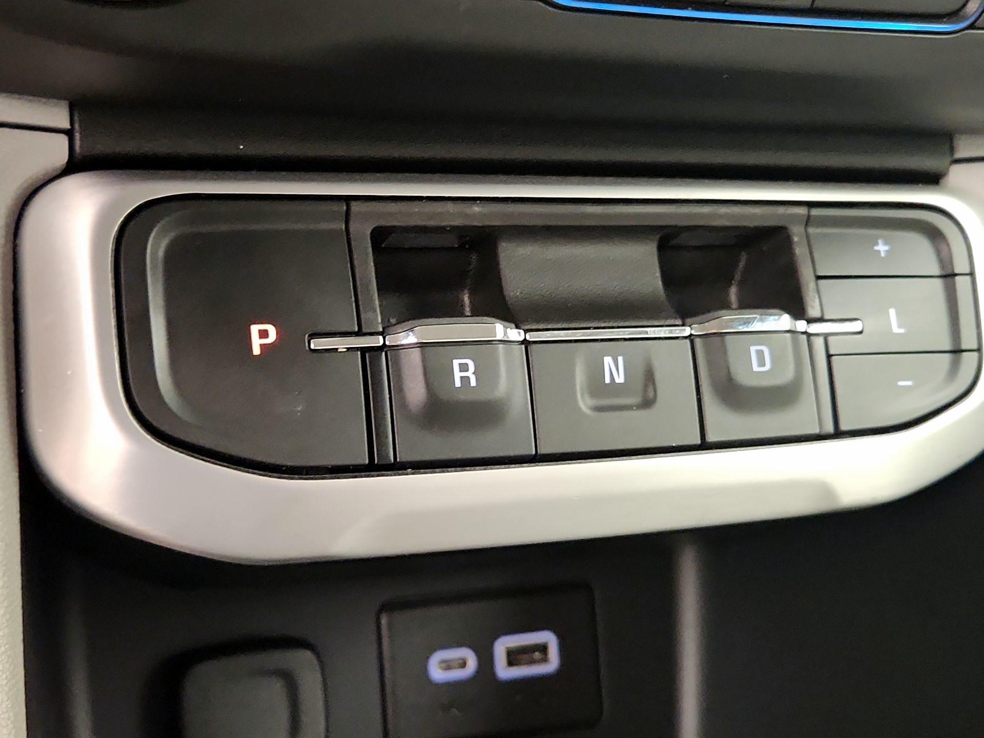 Thumbnail: 2022 GMC Acadia - 17