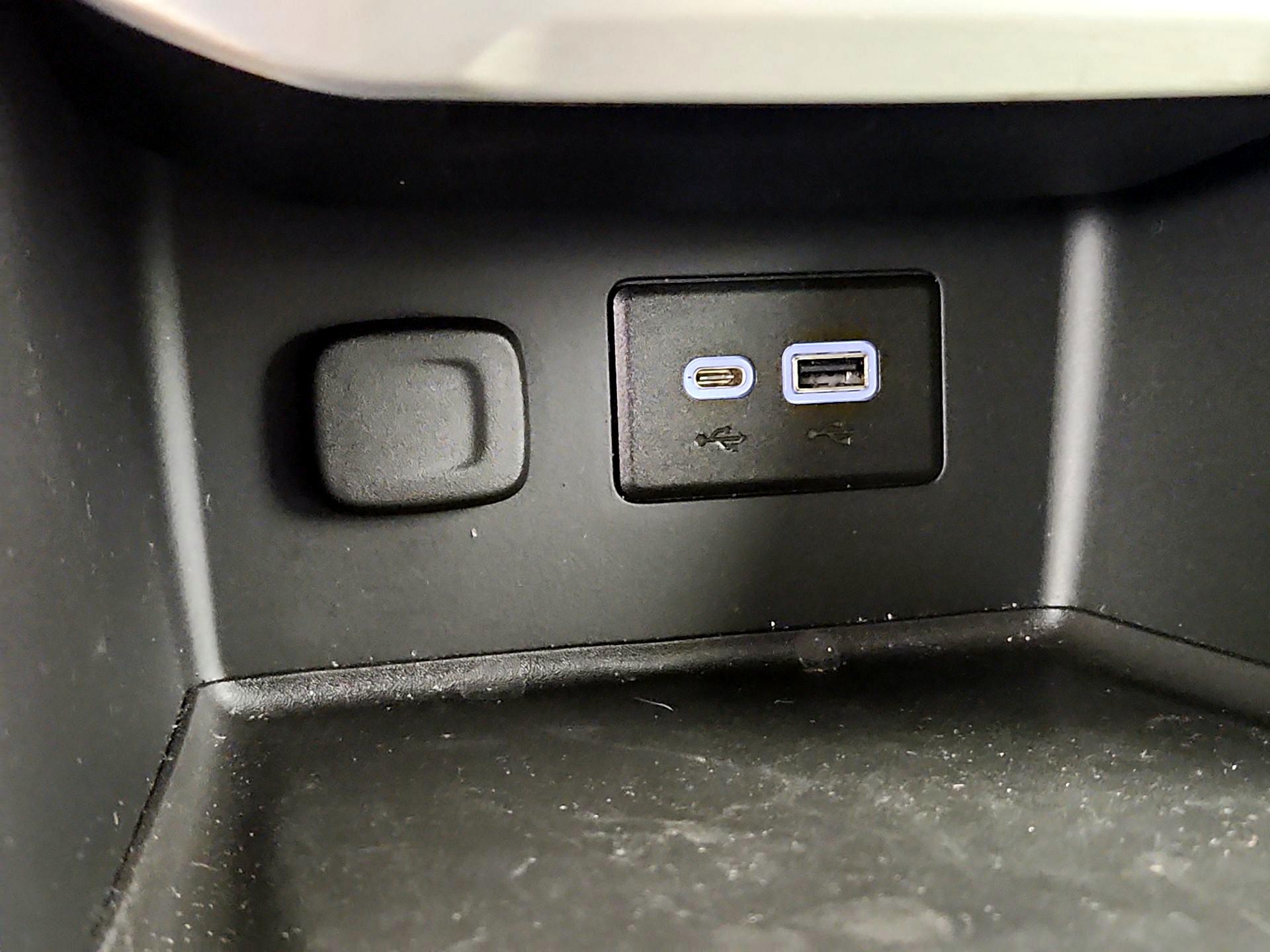 Thumbnail: 2022 GMC Acadia - 18