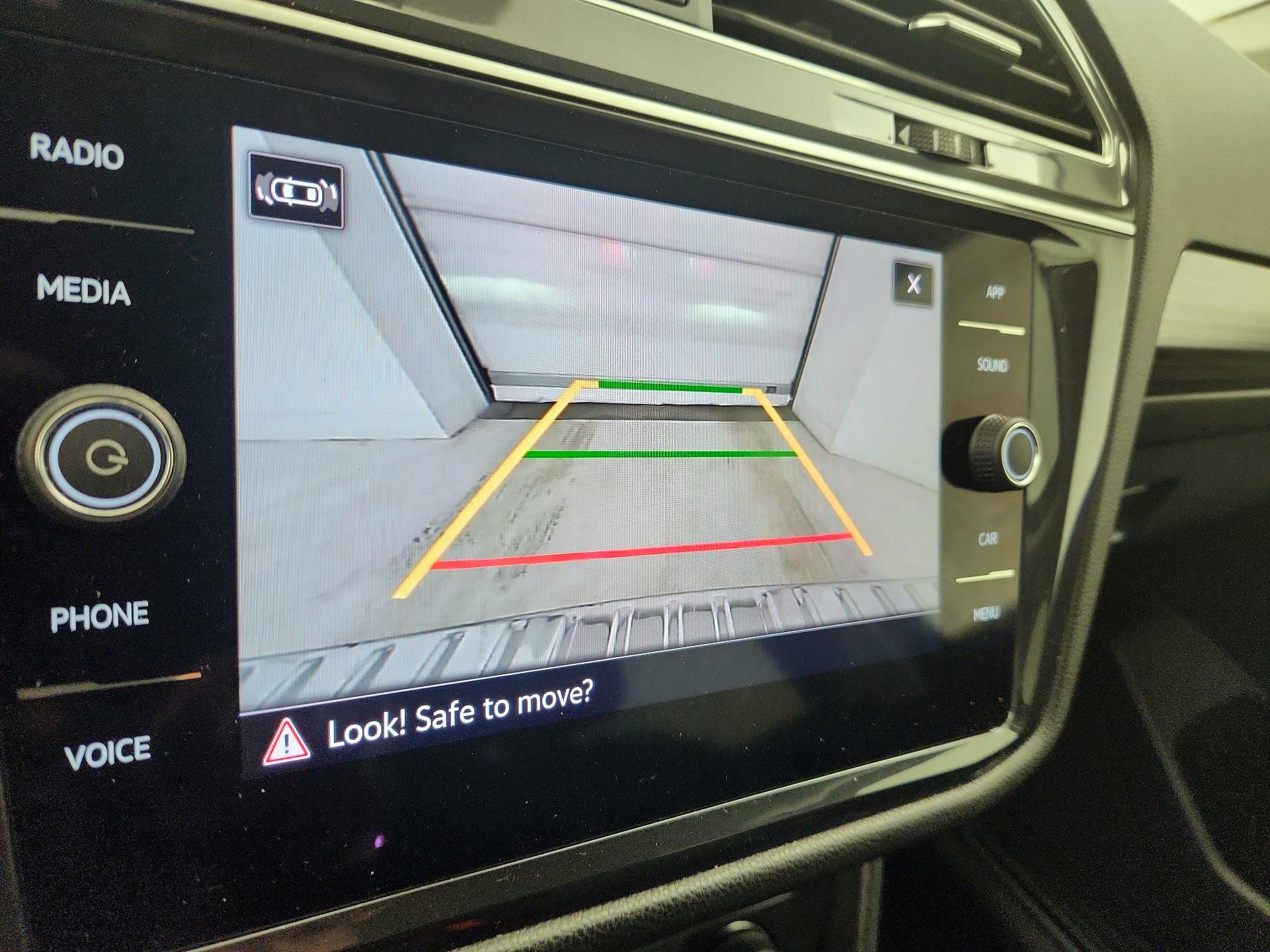 Thumbnail: 2024 Volkswagen Tiguan - 14