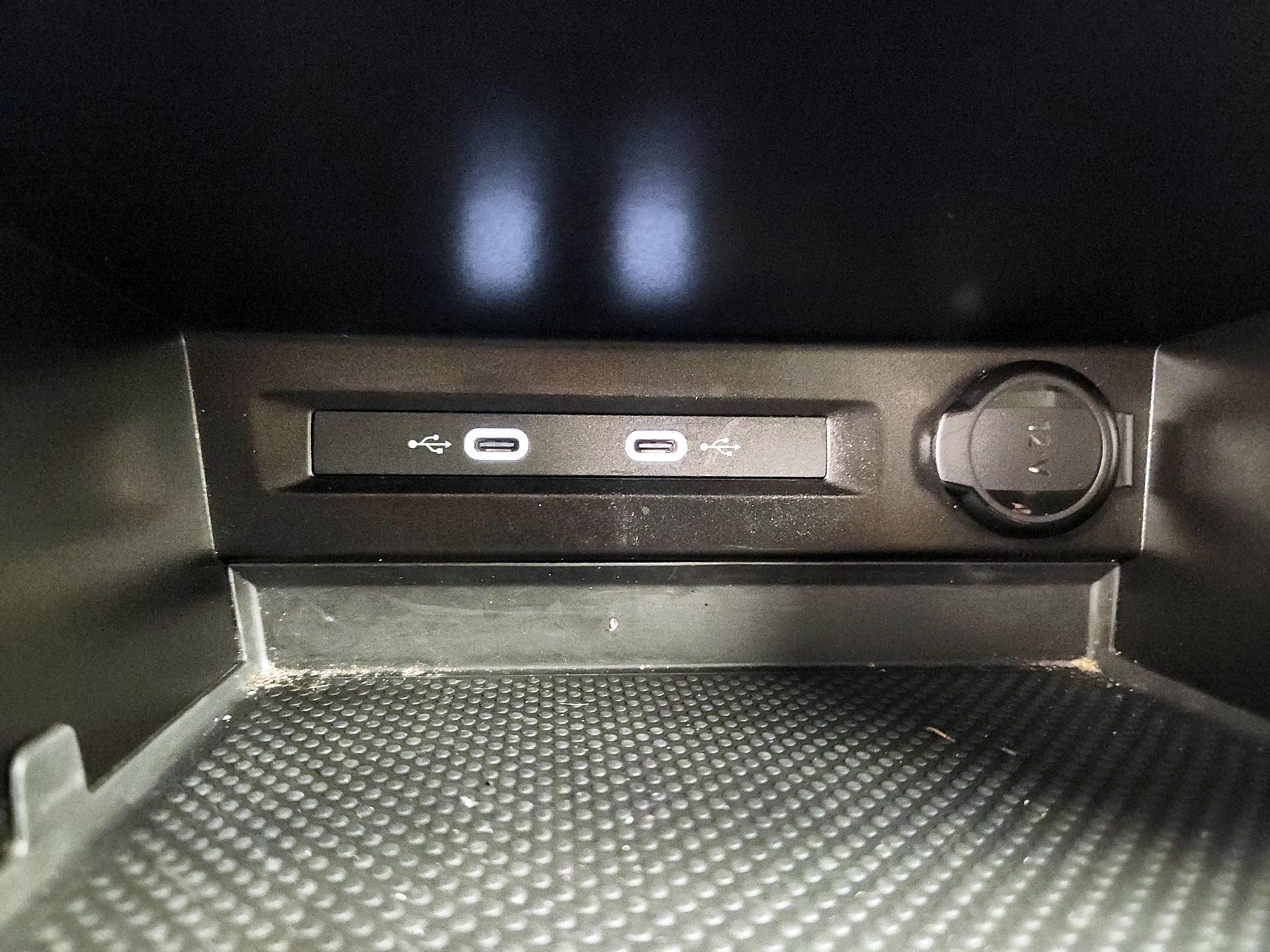 Thumbnail: 2024 Volkswagen Tiguan - 18