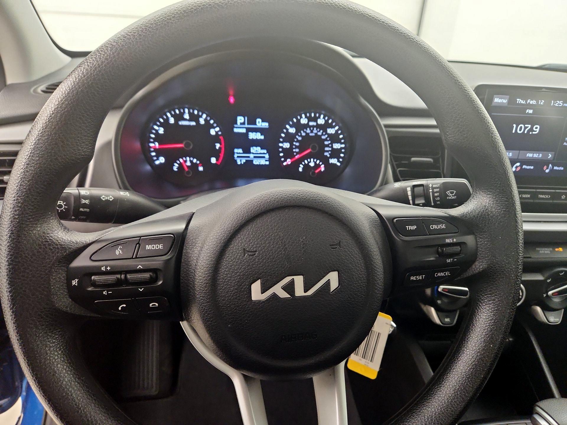 Thumbnail: 2023 Kia Rio - 10