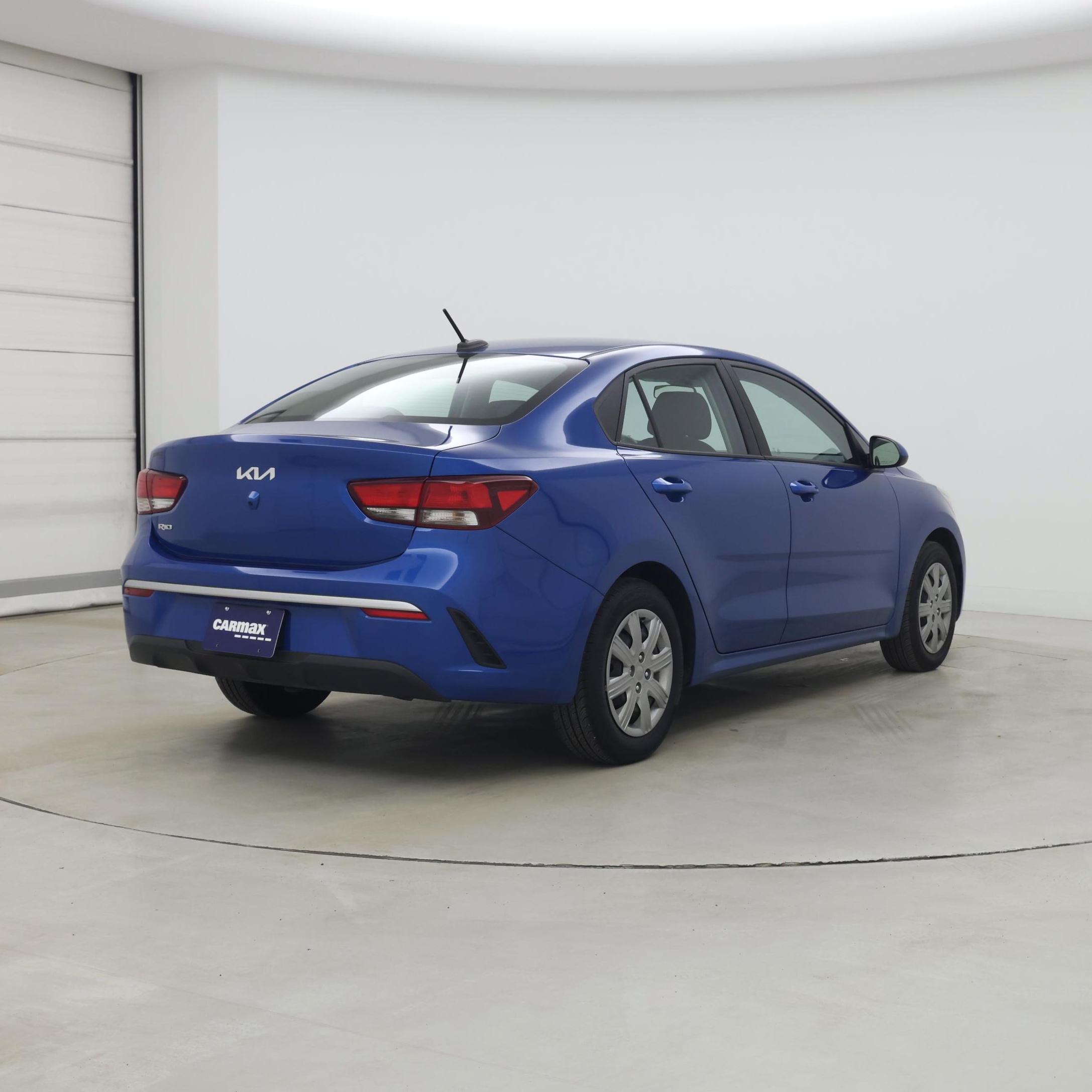 Thumbnail: 2023 Kia Rio - 8