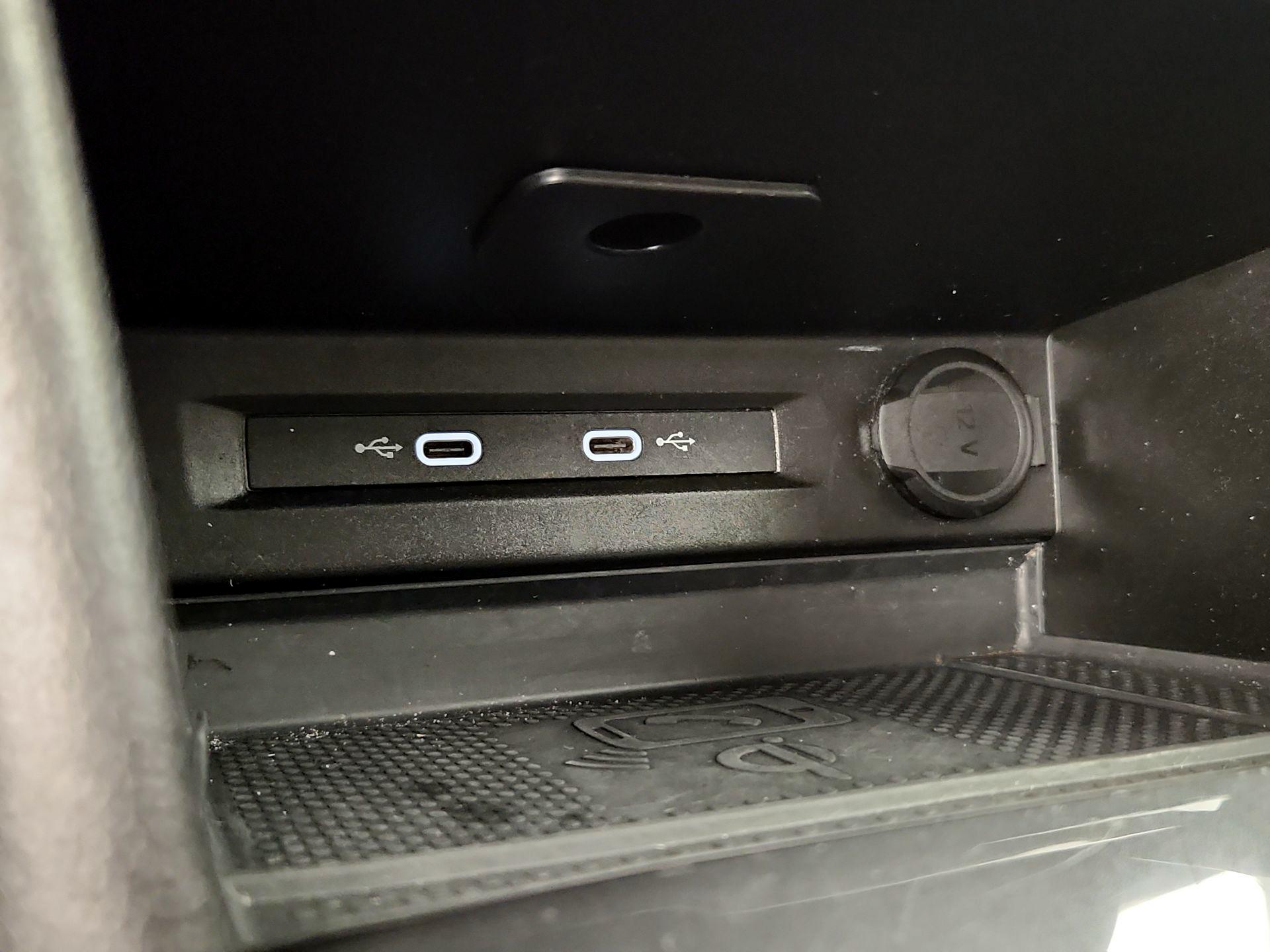 Thumbnail: 2024 Volkswagen Tiguan - 18