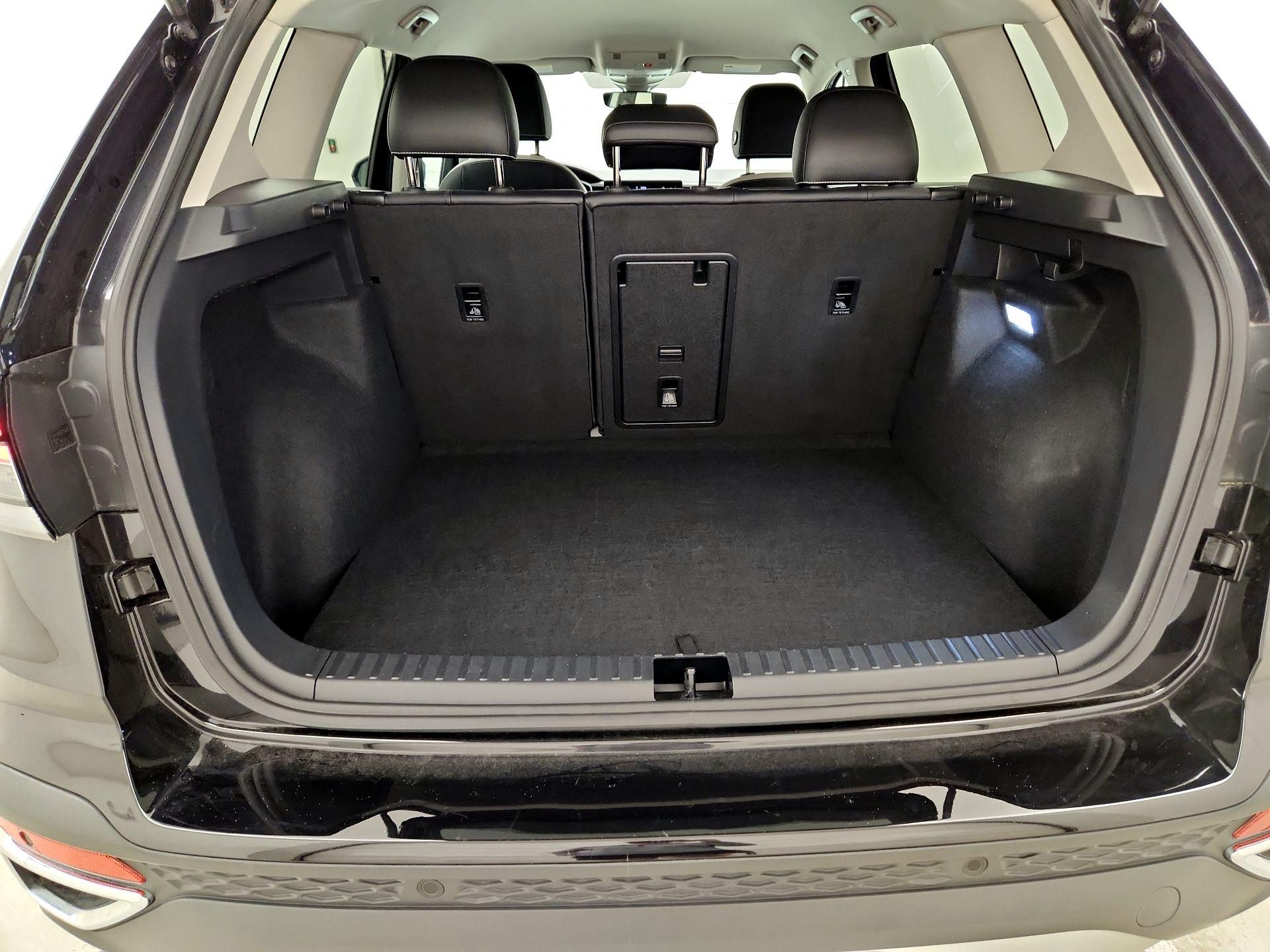 Thumbnail: 2025 Volkswagen Taos - 18