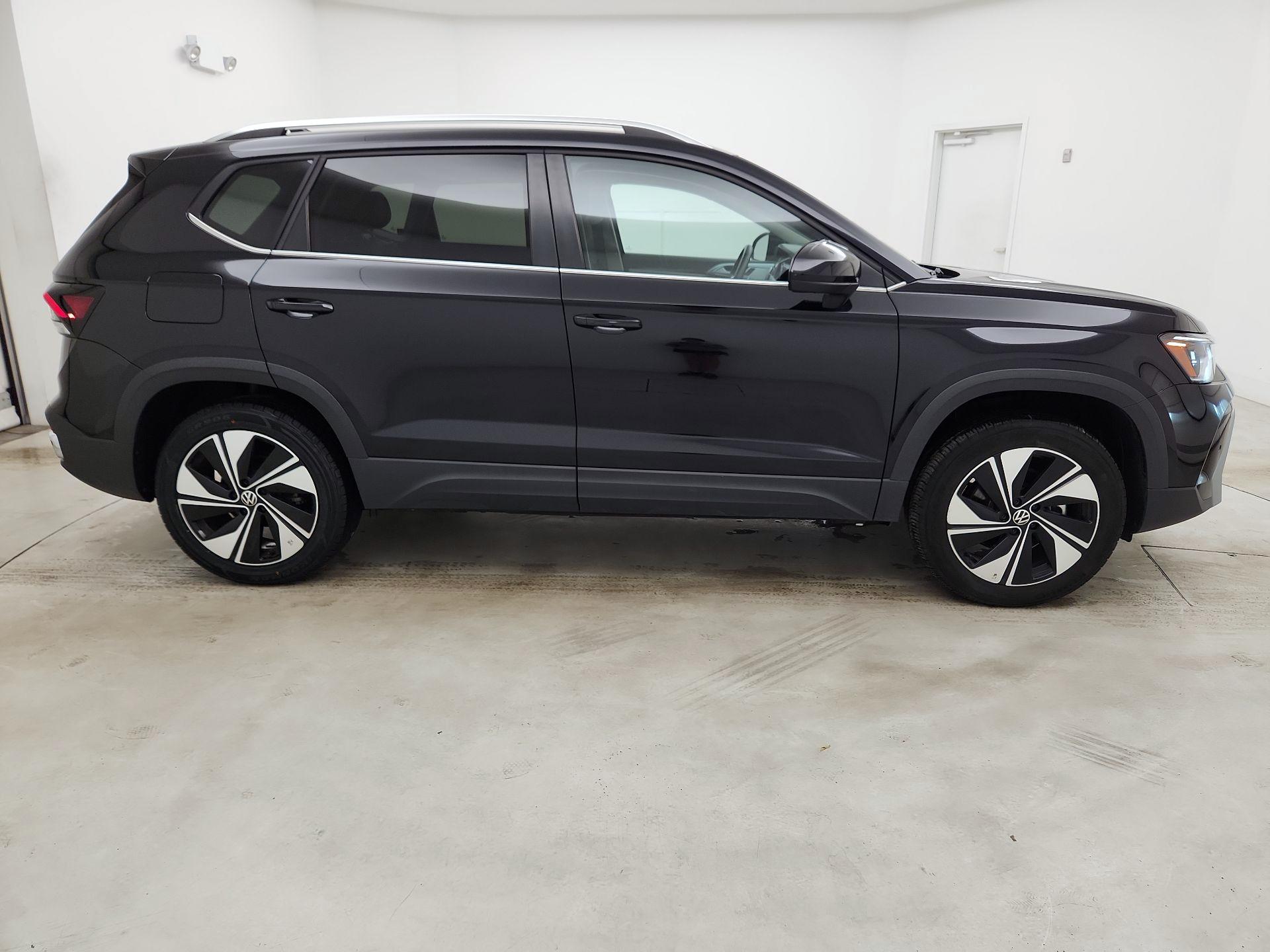 Thumbnail: 2025 Volkswagen Taos - 4