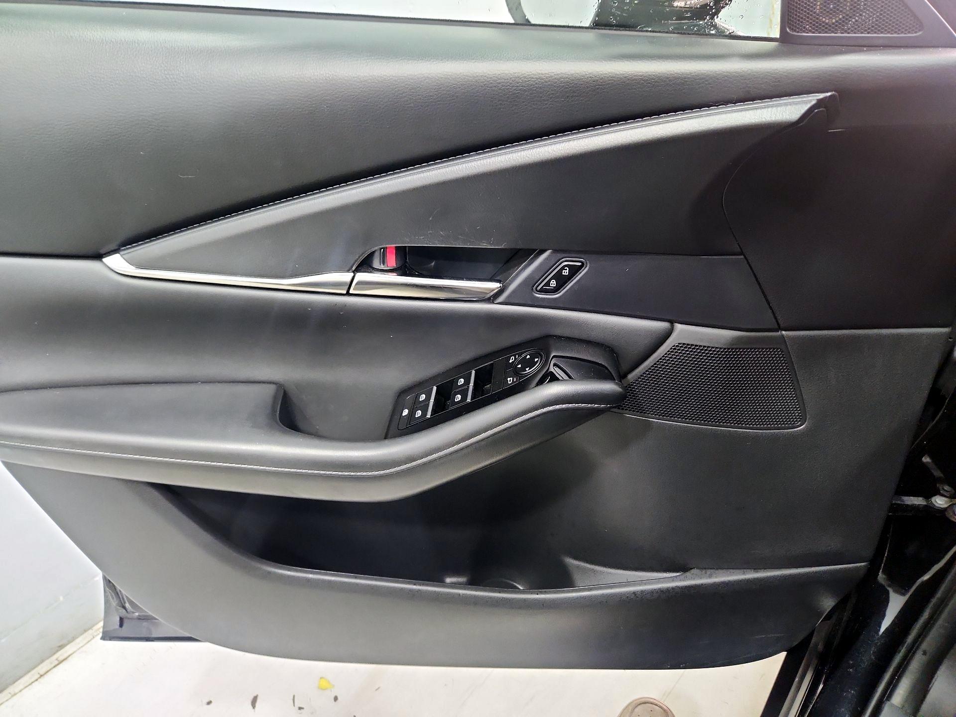 Thumbnail: 2025 Mazda CX-30 - 12