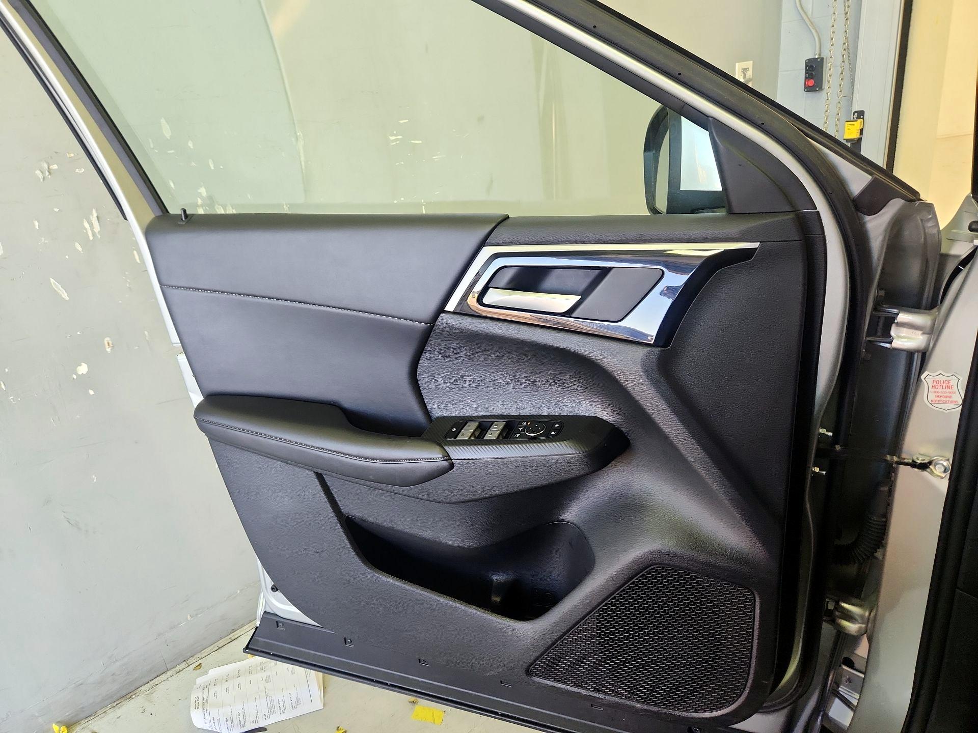 Thumbnail: 2024 Mitsubishi Outlander - 12