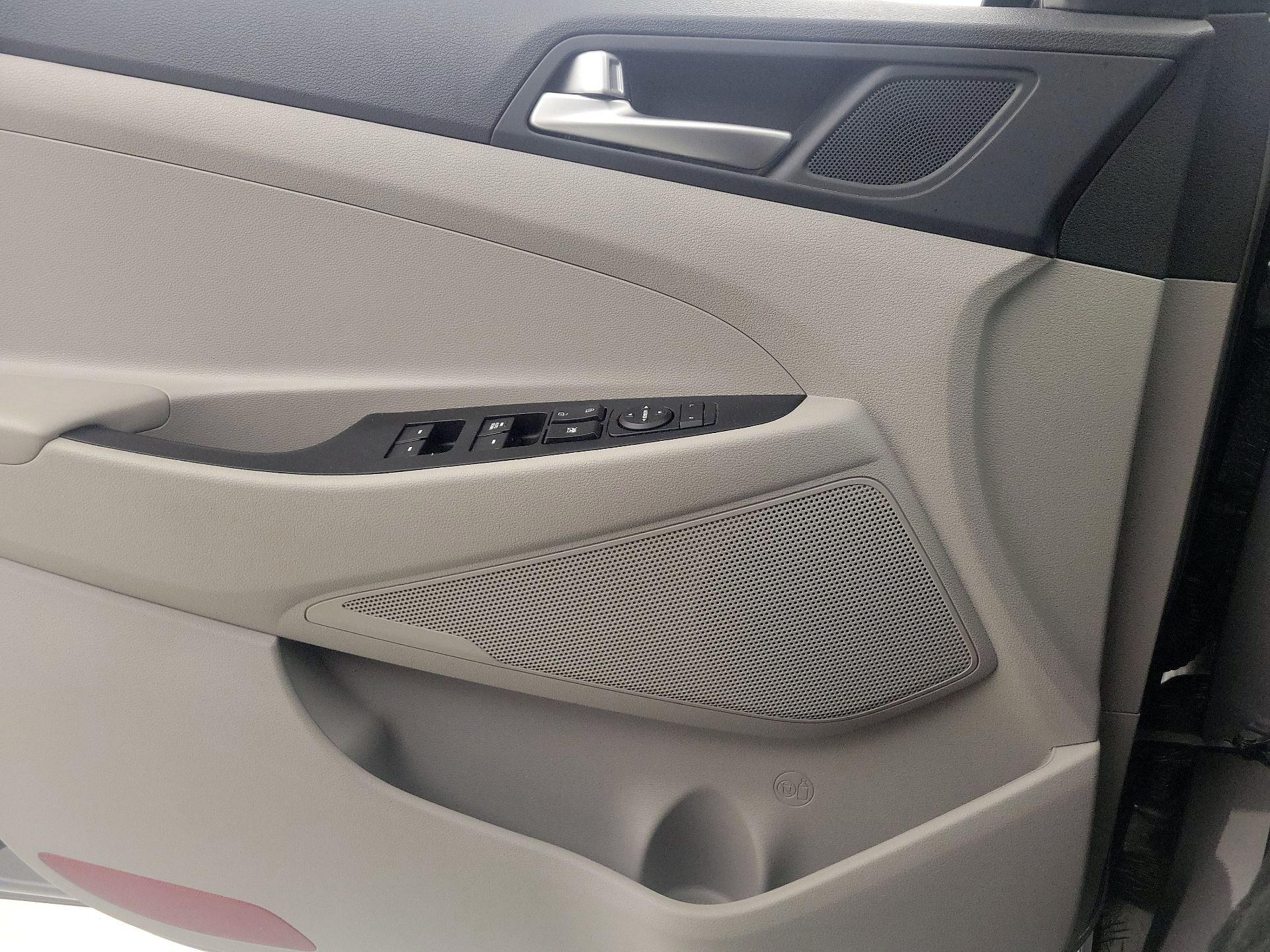 Thumbnail: 2021 Hyundai Tucson - 12