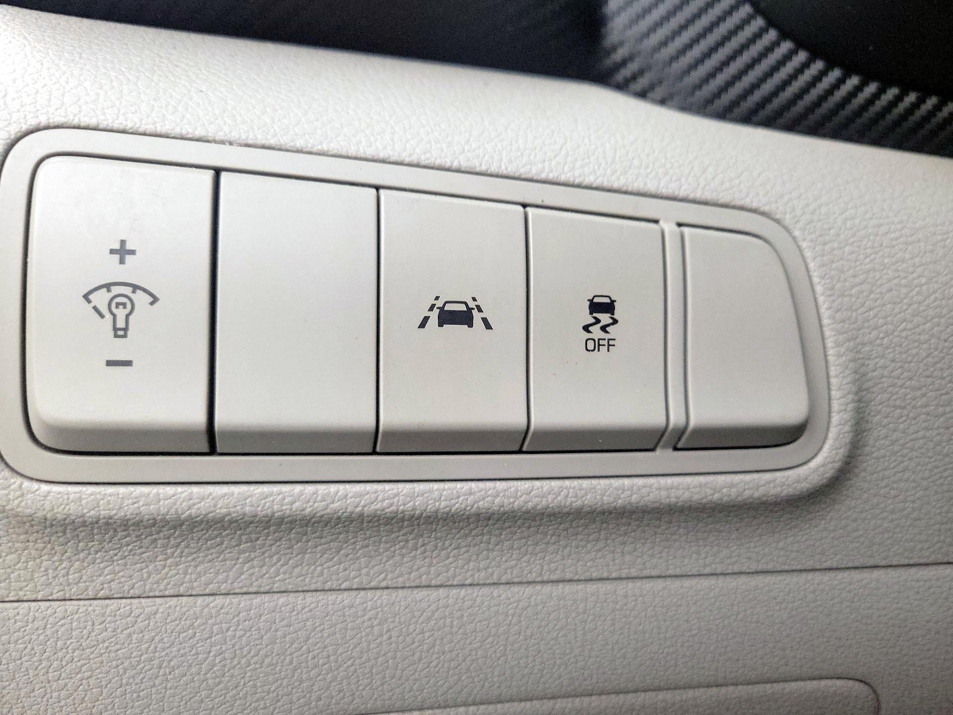 Thumbnail: 2021 Hyundai Tucson - 13