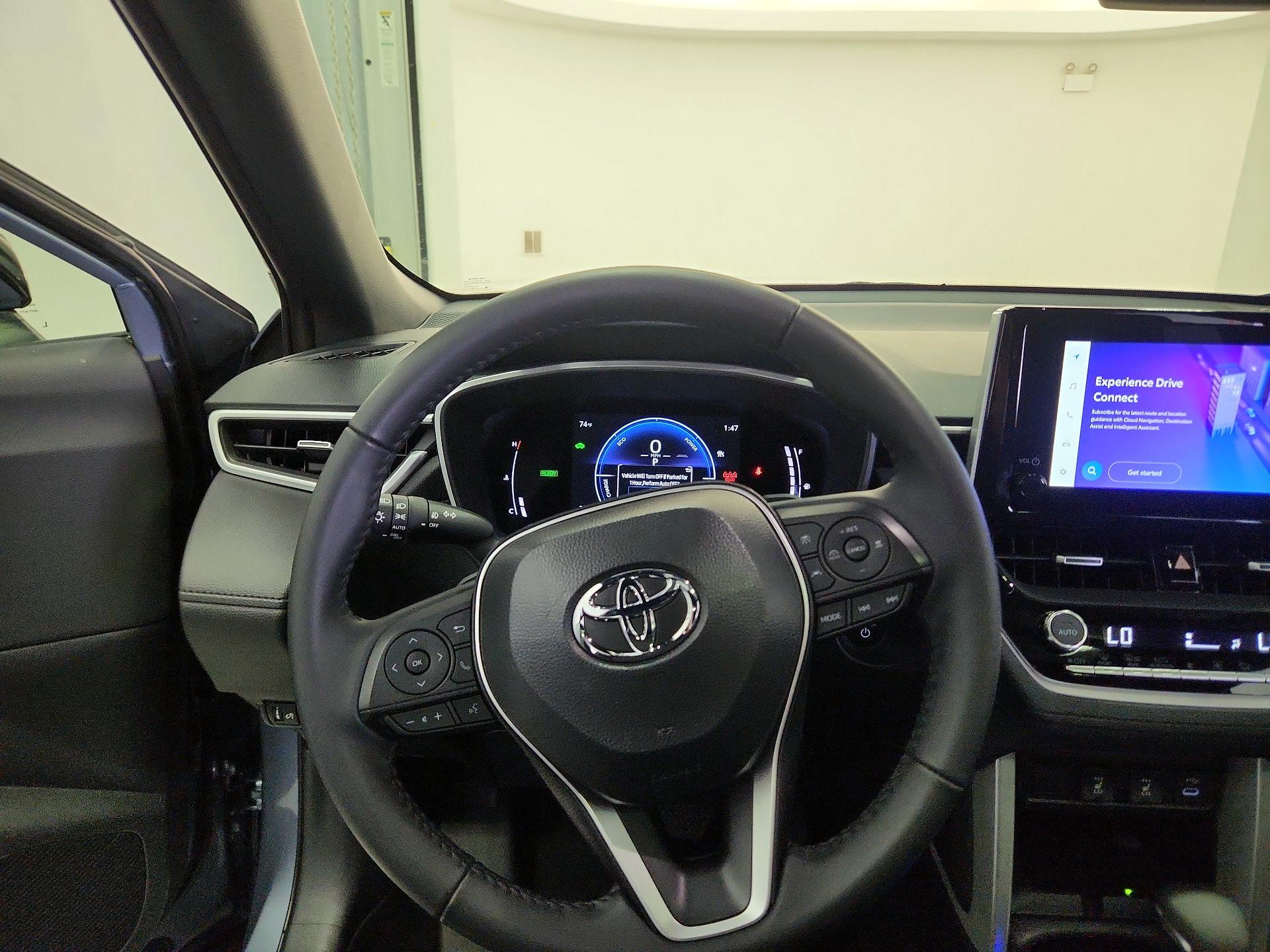 Thumbnail: 2025 Toyota Corolla Cross - 10