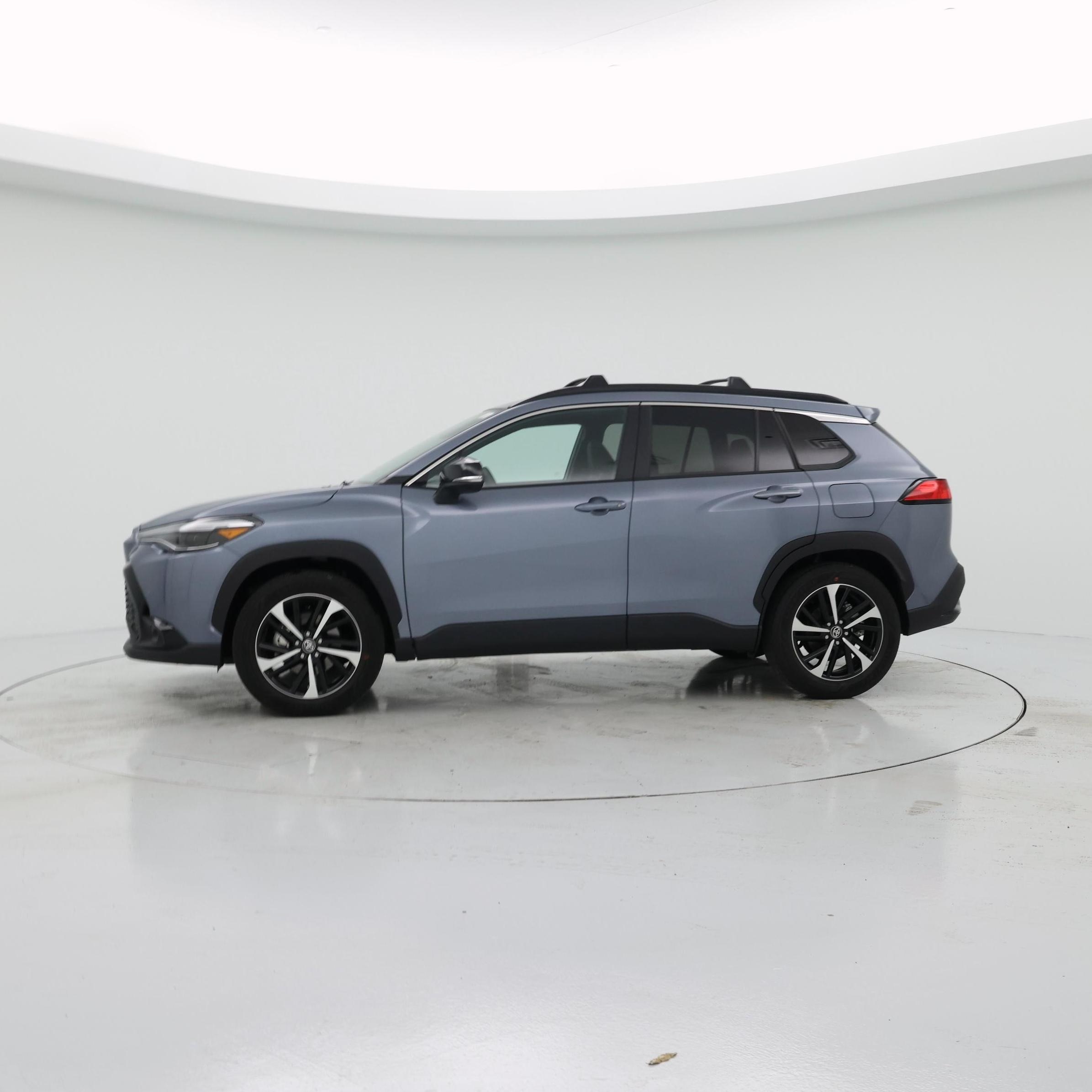 Thumbnail: 2025 Toyota Corolla Cross - 3