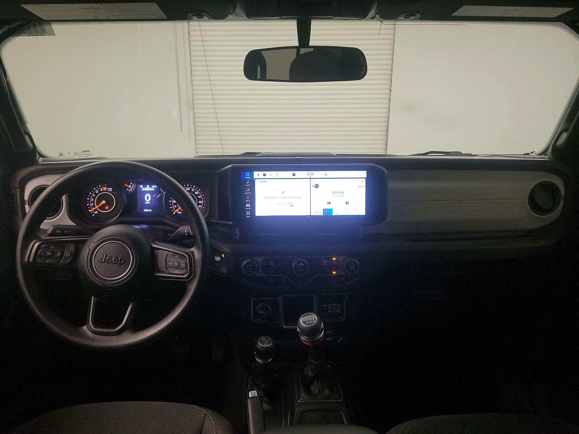 Thumbnail: 2024 Jeep Gladiator - 9