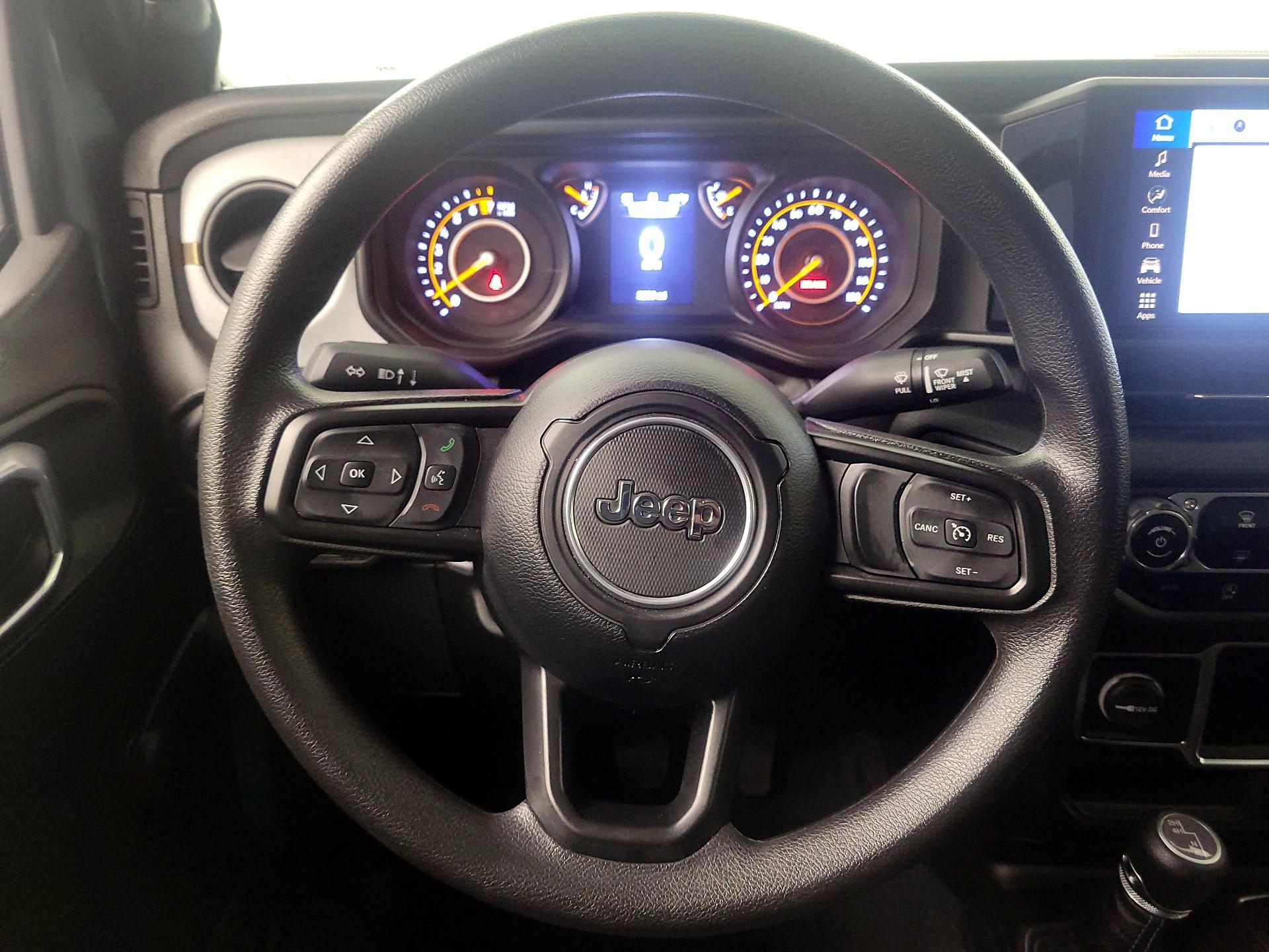 Thumbnail: 2024 Jeep Gladiator - 10