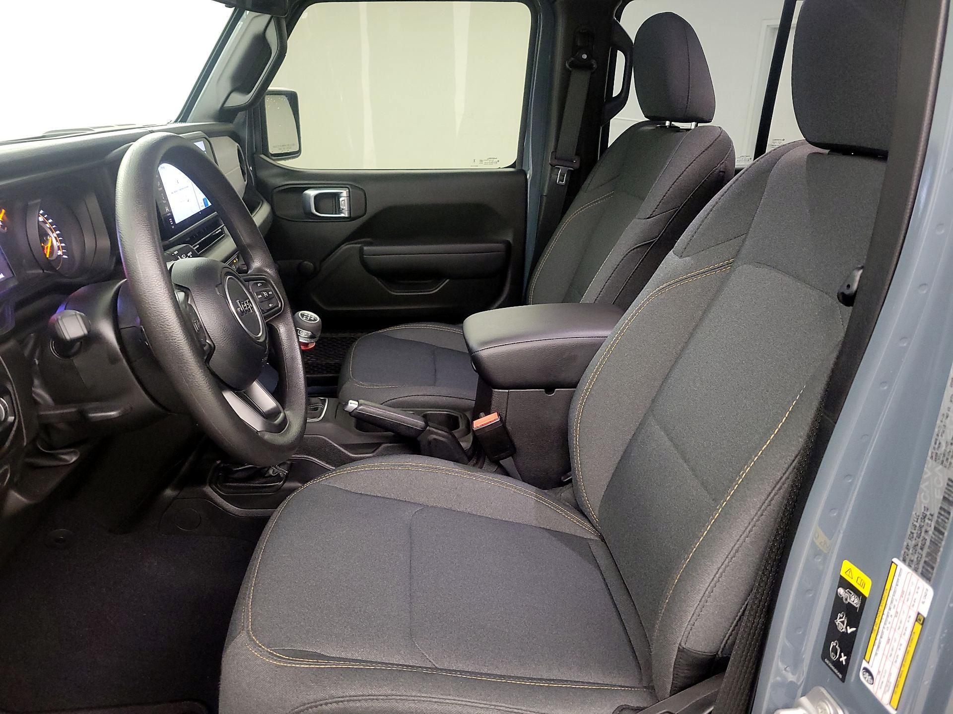 Thumbnail: 2024 Jeep Gladiator - 11