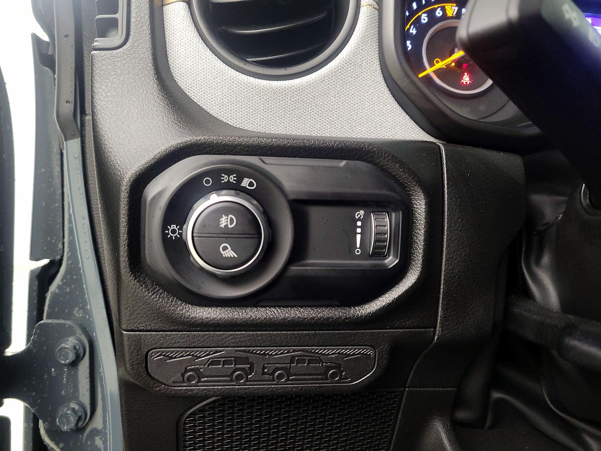 Thumbnail: 2024 Jeep Gladiator - 13