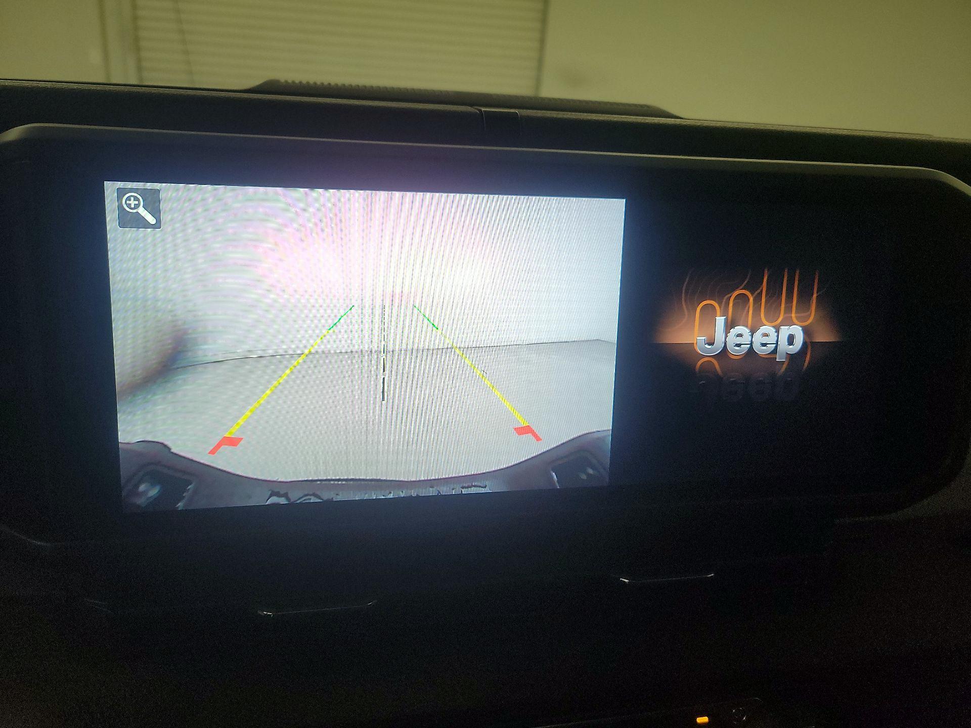 Thumbnail: 2024 Jeep Gladiator - 14