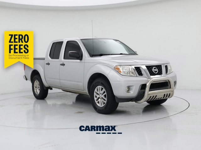 Silver 2016 Nissan Frontier SV Crew Cab Pickup Truck 4X2 Automatic