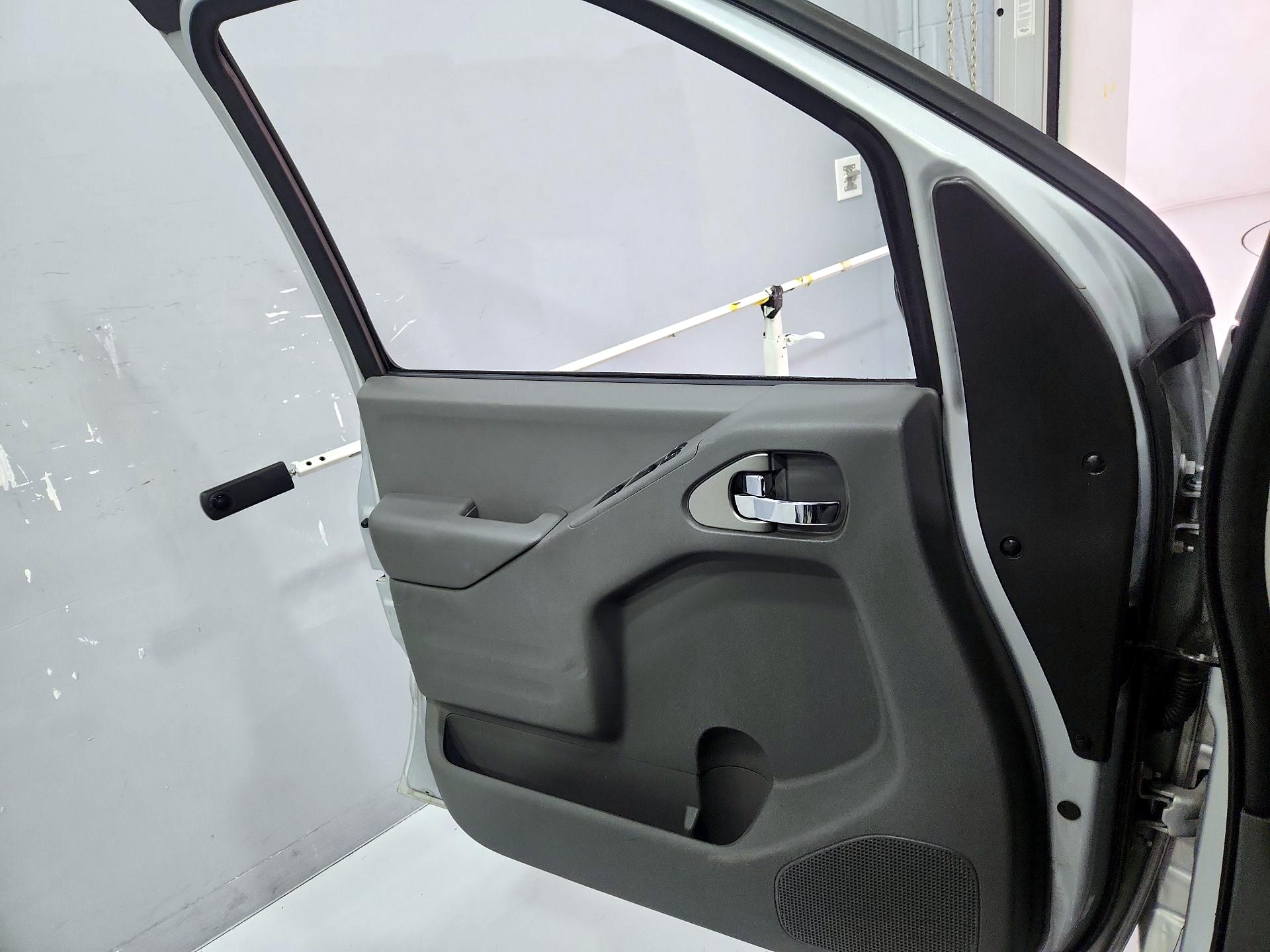 Thumbnail: 2016 Nissan Frontier - 12