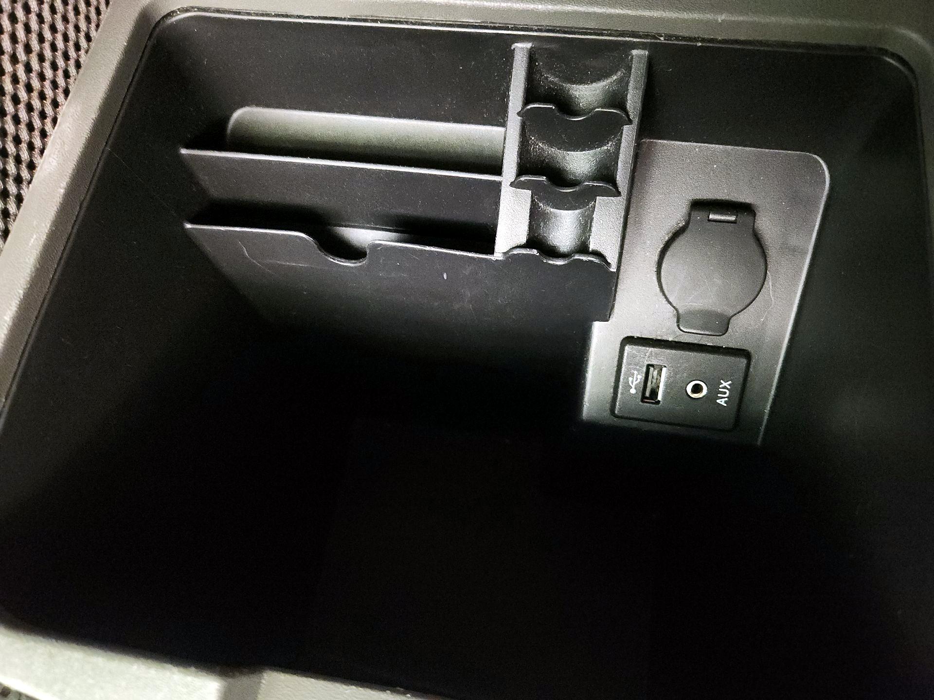 Thumbnail: 2016 Nissan Frontier - 18