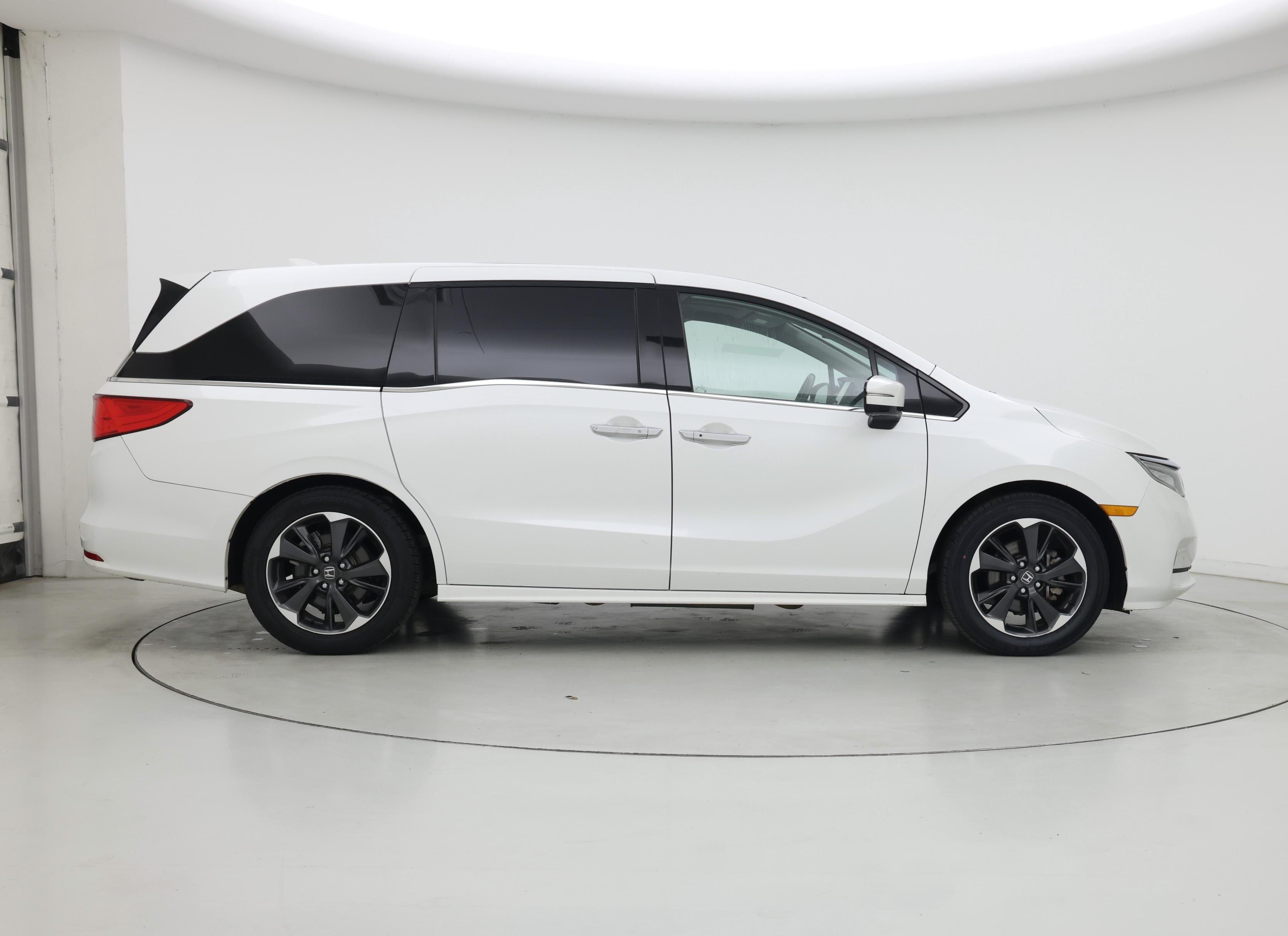 Thumbnail: 2022 Honda Odyssey - 7