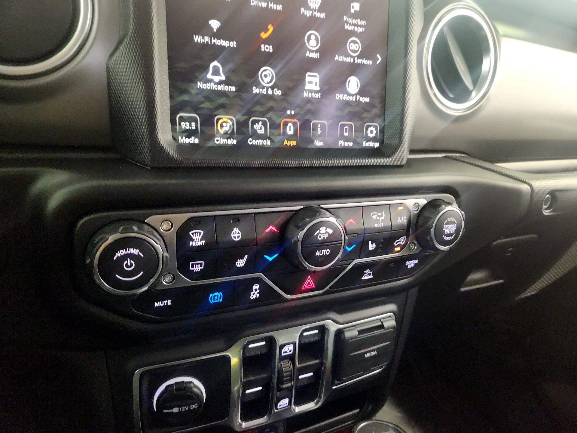 Thumbnail: 2023 Jeep Wrangler - 17