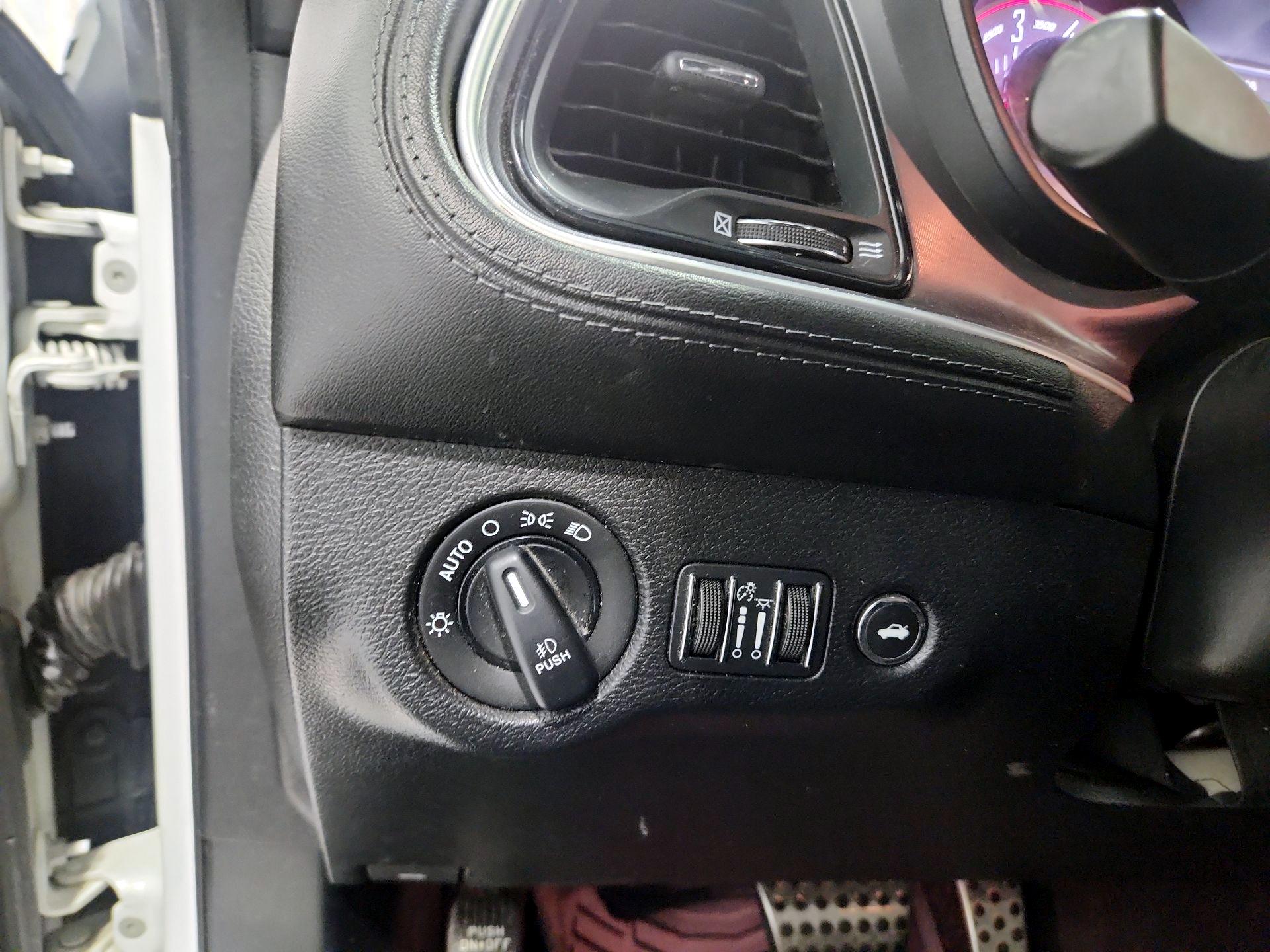 Thumbnail: 2020 Dodge Challenger - 13