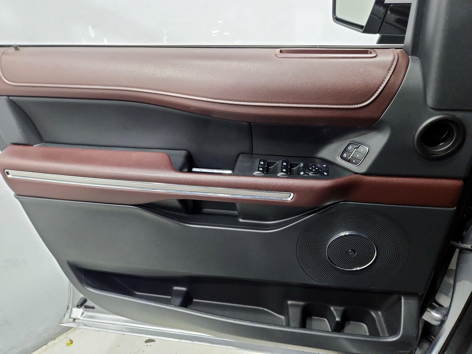 Thumbnail: 2023 Ford Expedition MAX - 12