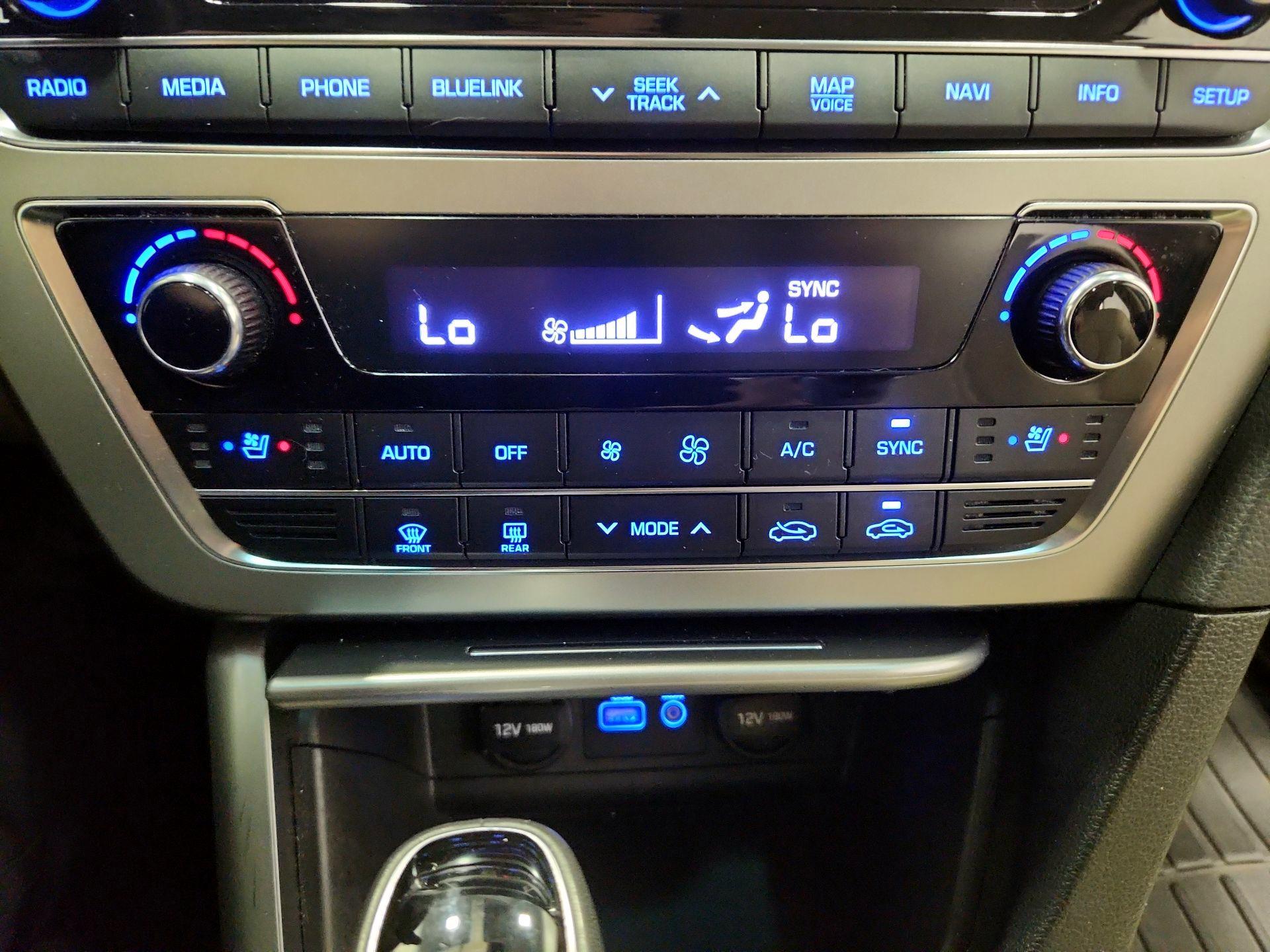 Thumbnail: 2017 Hyundai Sonata - 17