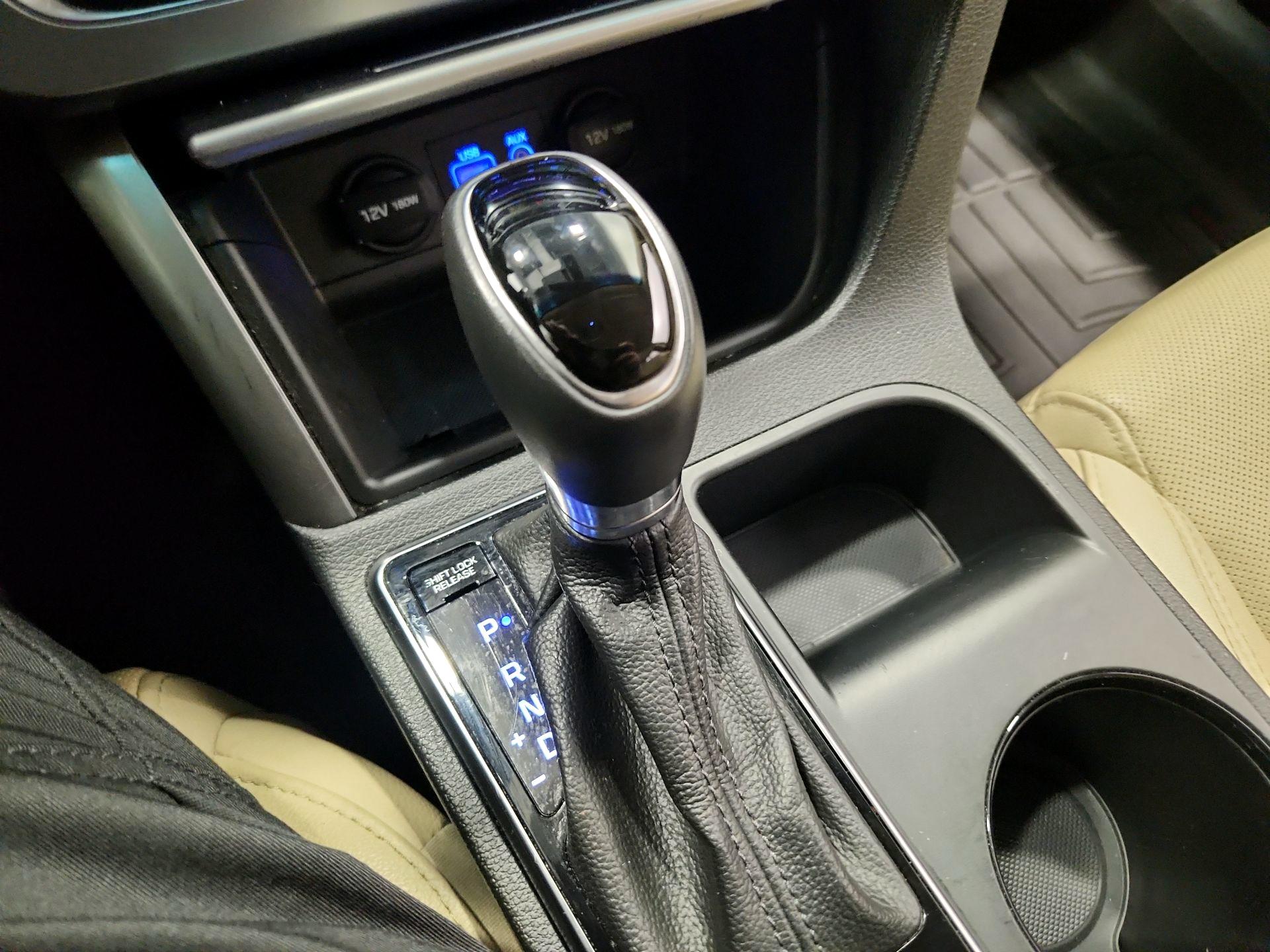 Thumbnail: 2017 Hyundai Sonata - 18