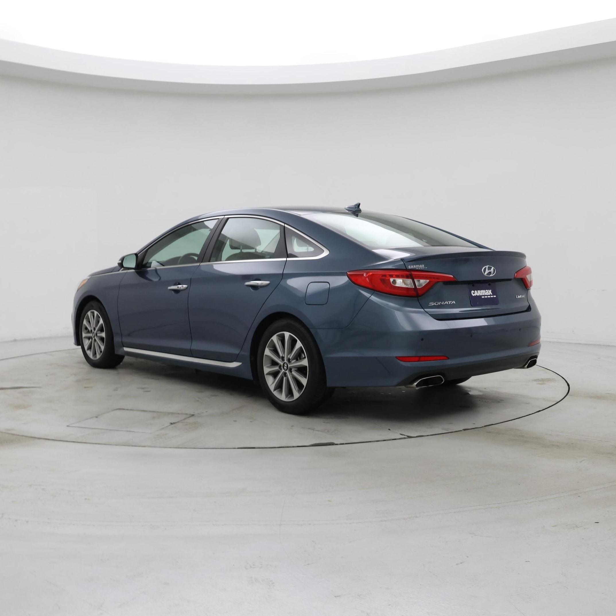 Thumbnail: 2017 Hyundai Sonata - 2