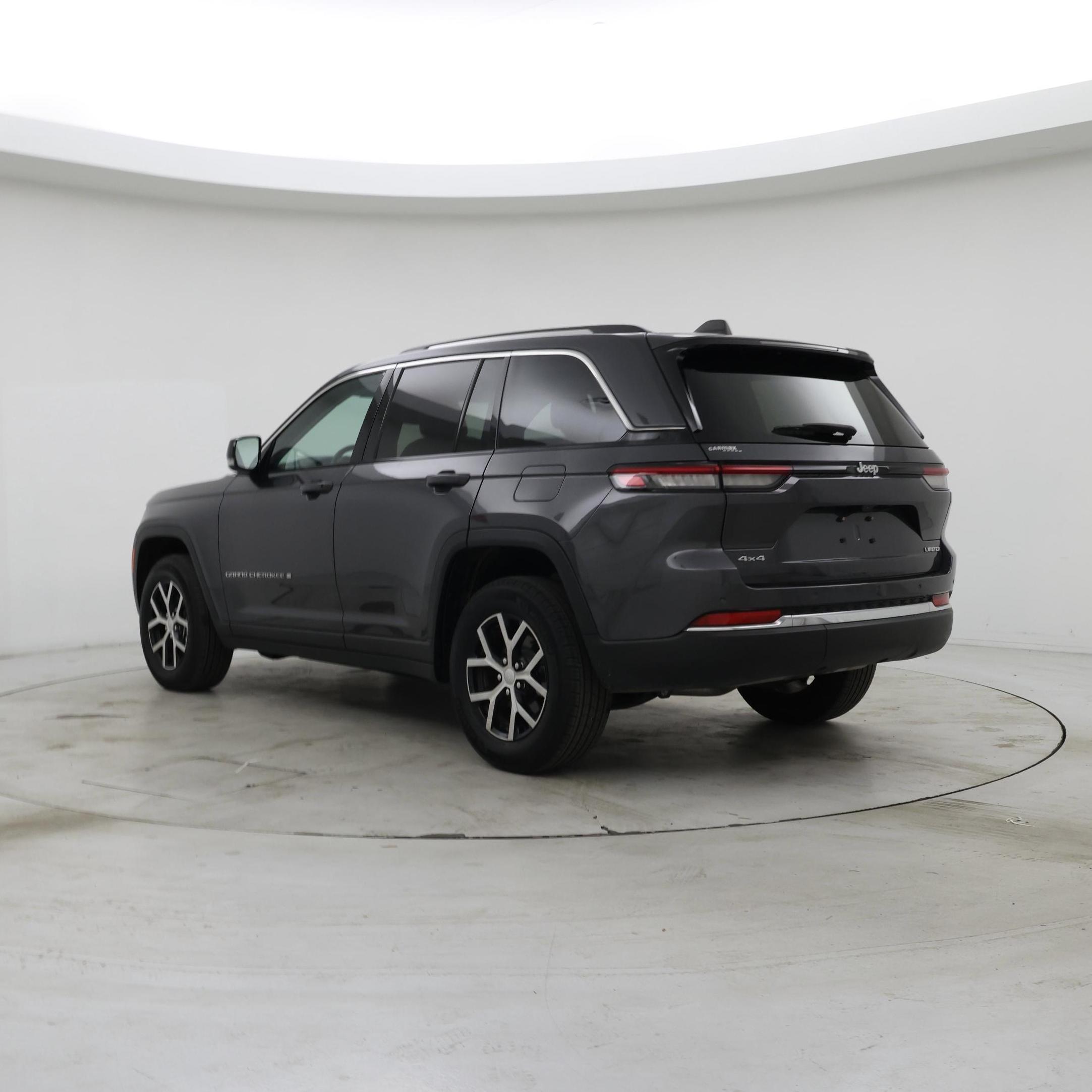 Thumbnail: 2023 Jeep Grand Cherokee - 2