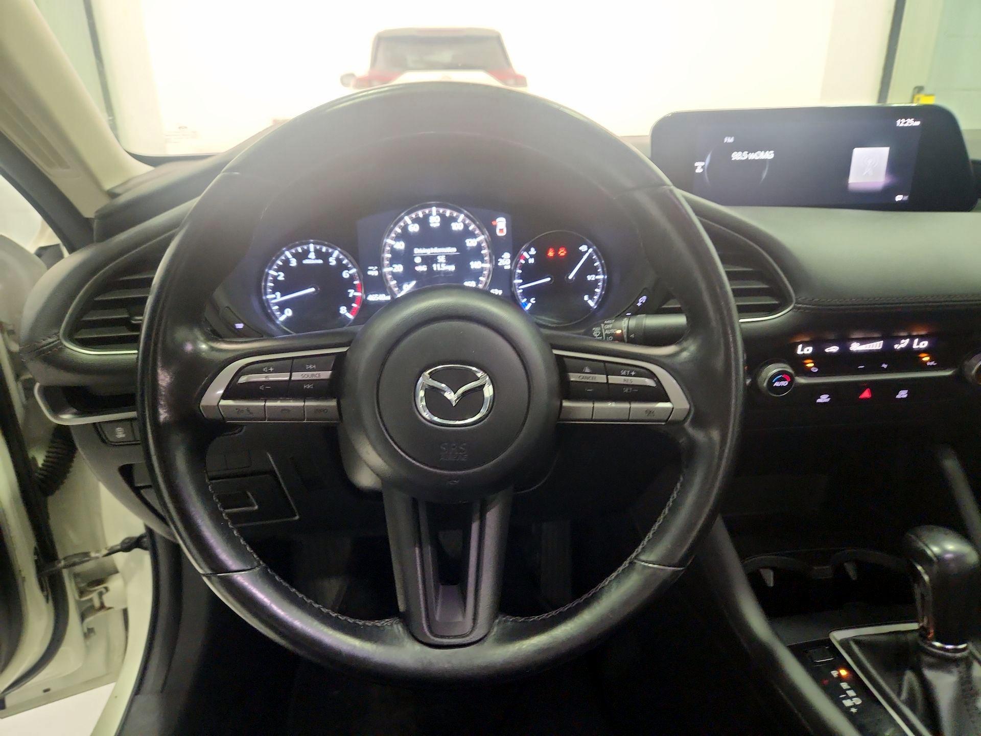 Thumbnail: 2023 Mazda Mazda3 - 10