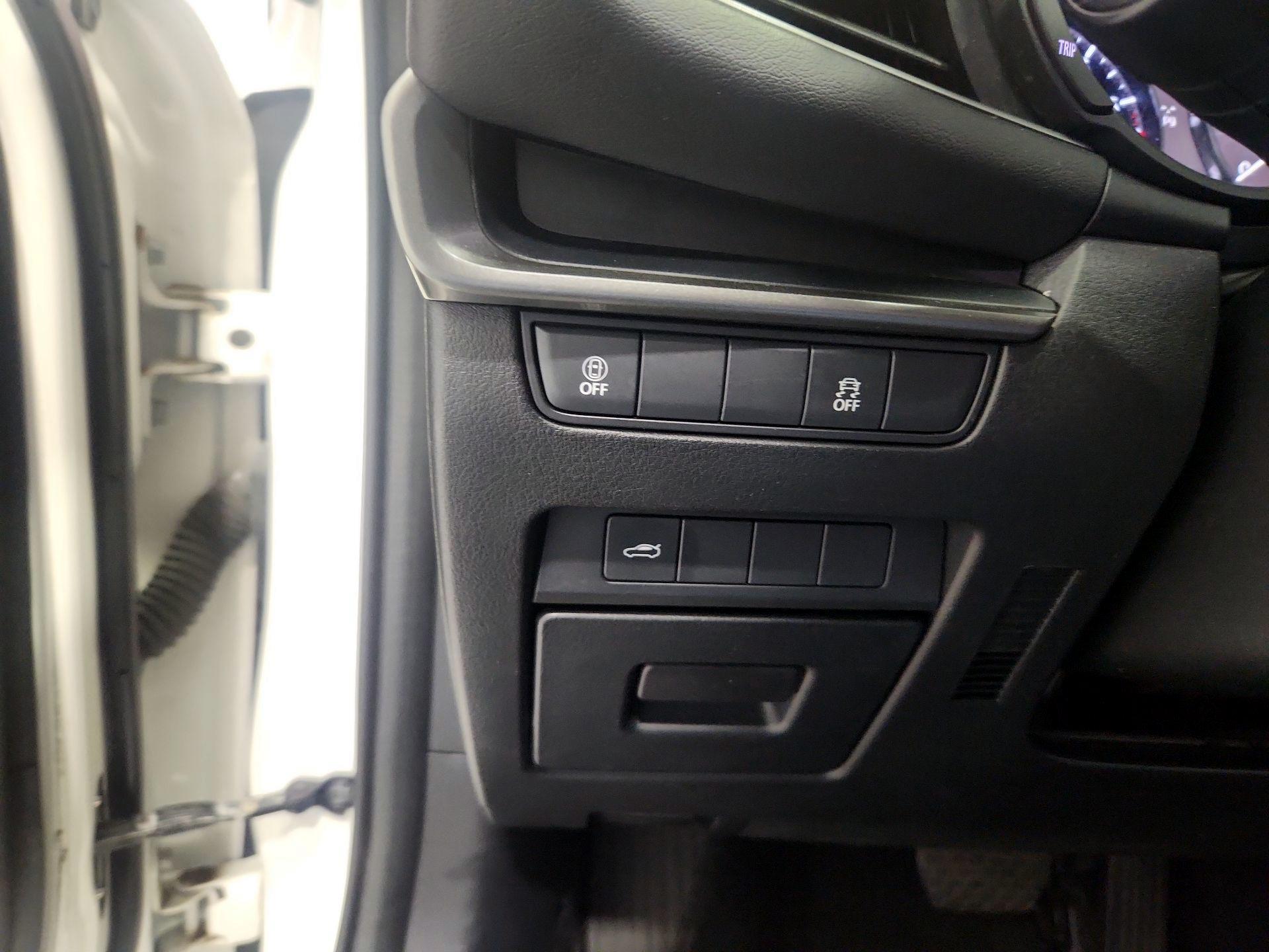 Thumbnail: 2023 Mazda Mazda3 - 13