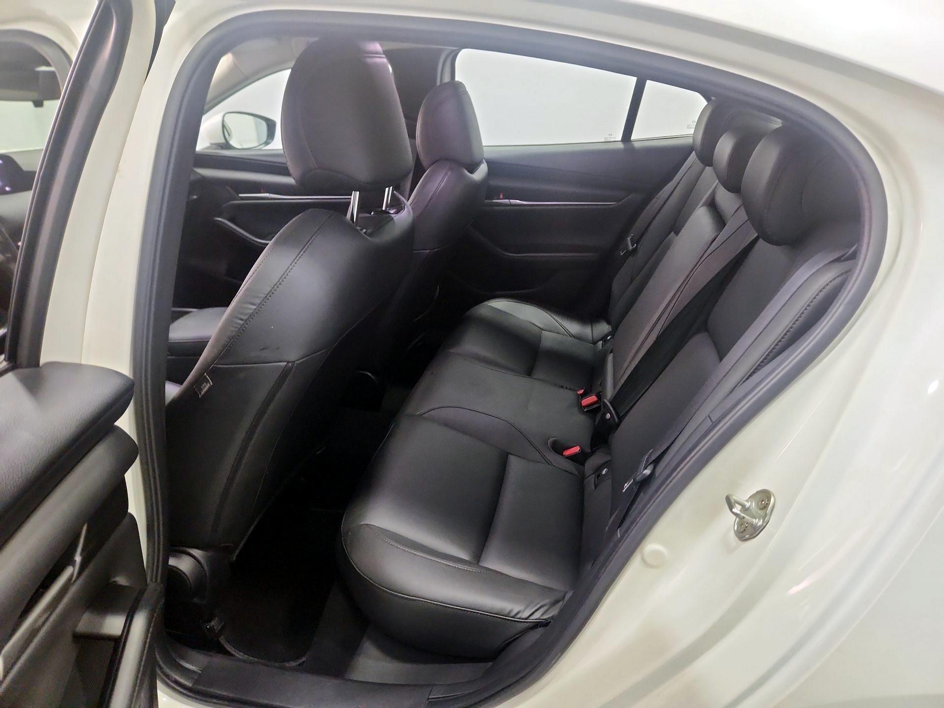 Thumbnail: 2023 Mazda Mazda3 - 18