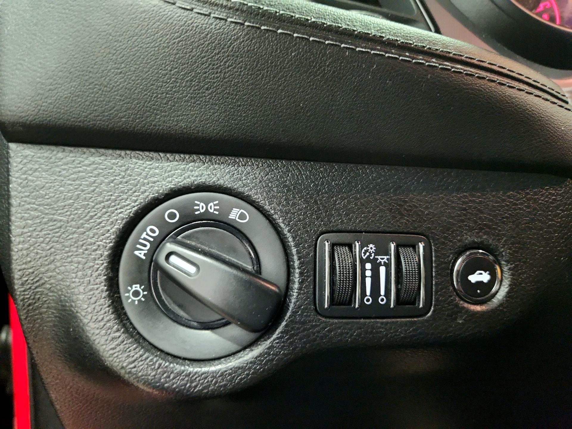 Thumbnail: 2022 Dodge Challenger - 13