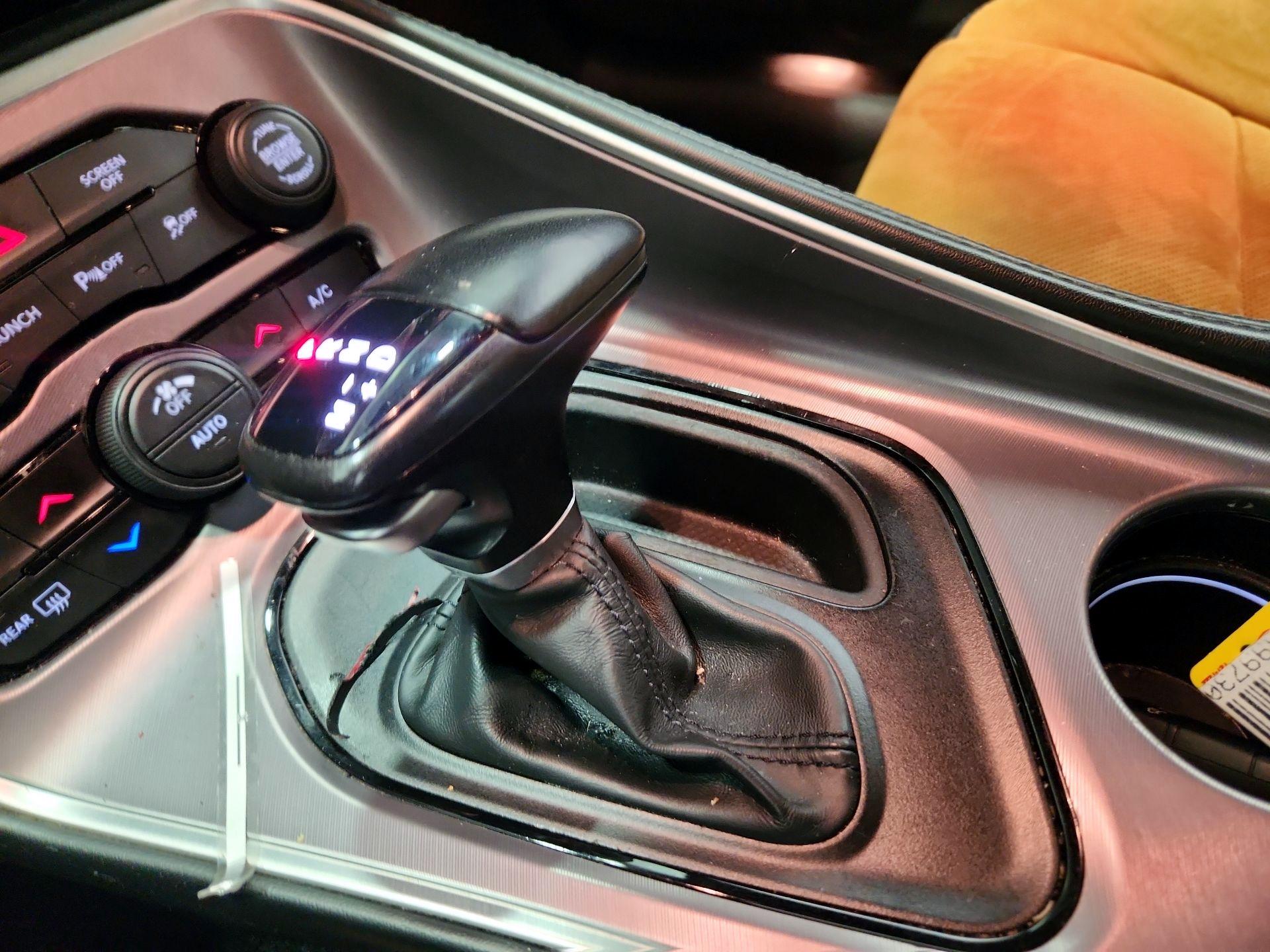 Thumbnail: 2022 Dodge Challenger - 17